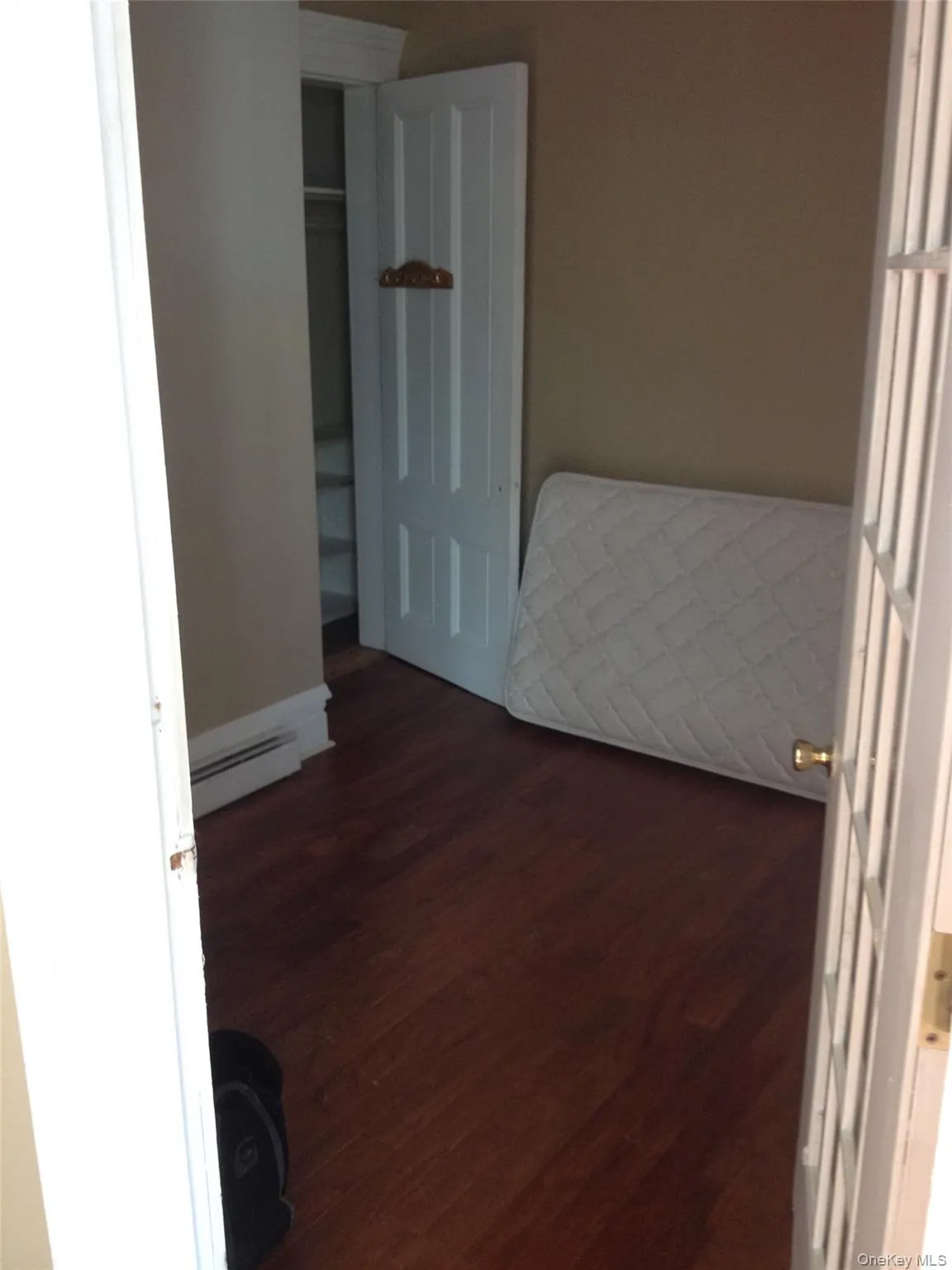 36 South Street, Goshen, NY, 1 Bedroom Bedrooms, 3 Rooms Rooms,1 BathroomBathrooms,Residential Lease,For Rent,South,0,1064628 36 South Street, Goshen, NY, 1 Bedroom Bedrooms, 3 Rooms Rooms,1 BathroomBathrooms,Residential Lease,For Rent,South,0,1064628
