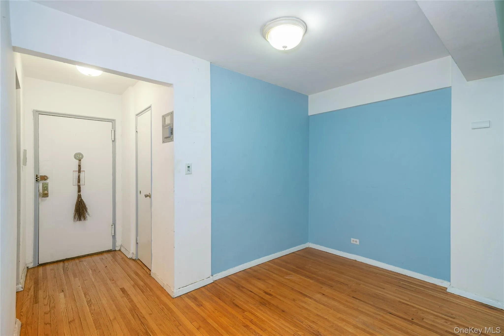 3210 Arlington Avenue, New York, NY, 1 Bedroom Bedrooms, 4 Rooms Rooms,1 BathroomBathrooms,Residential,For Rent,Arlington,0,1064632 3210 Arlington Avenue, New York, NY, 1 Bedroom Bedrooms, 4 Rooms Rooms,1 BathroomBathrooms,Residential,For Rent,Arlington,0,1064632