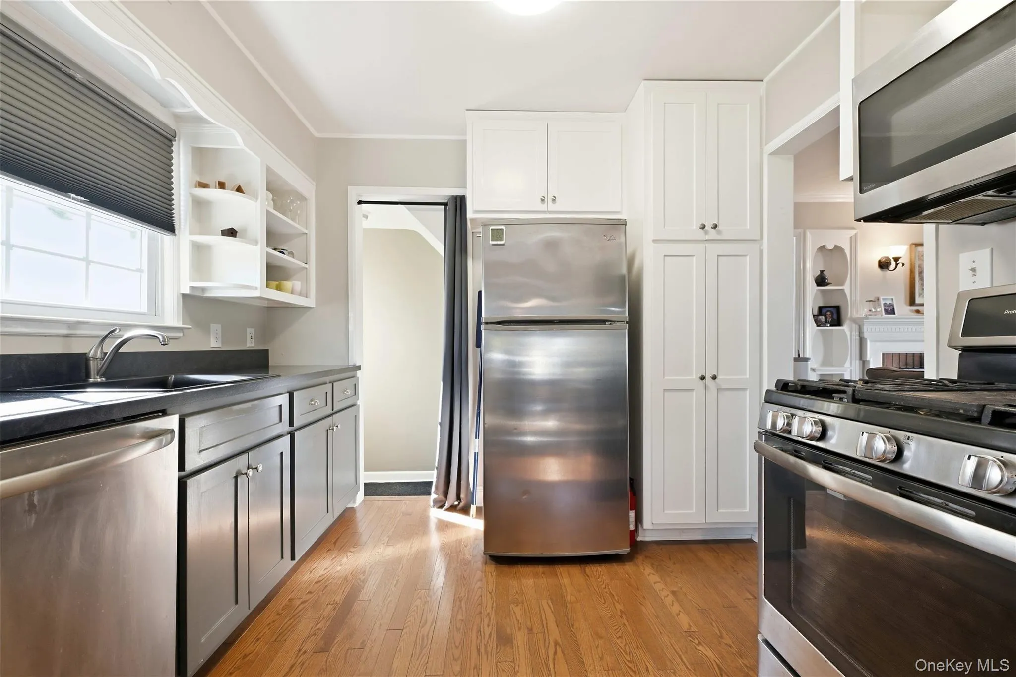 41 Doncaster Road, Hempstead, NY, 3 Bedrooms Bedrooms, 5 Rooms Rooms,1 BathroomBathrooms,Residential,For Rent,Doncaster,0,1064640 41 Doncaster Road, Hempstead, NY, 3 Bedrooms Bedrooms, 5 Rooms Rooms,1 BathroomBathrooms,Residential,For Rent,Doncaster,0,1064640