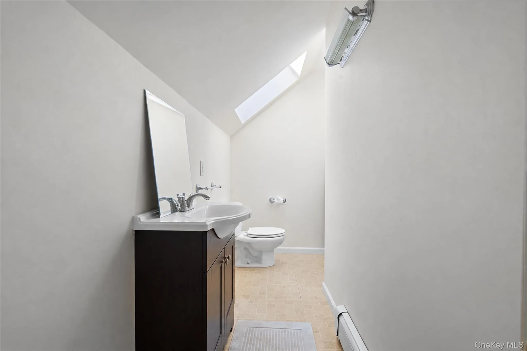 18 Mackey Road, Lloyd, NY, 4 Bedrooms Bedrooms, 10 Rooms Rooms,3 BathroomsBathrooms,Residential,For Rent,Mackey,0,1064643 18 Mackey Road, Lloyd, NY, 4 Bedrooms Bedrooms, 10 Rooms Rooms,3 BathroomsBathrooms,Residential,For Rent,Mackey,0,1064643