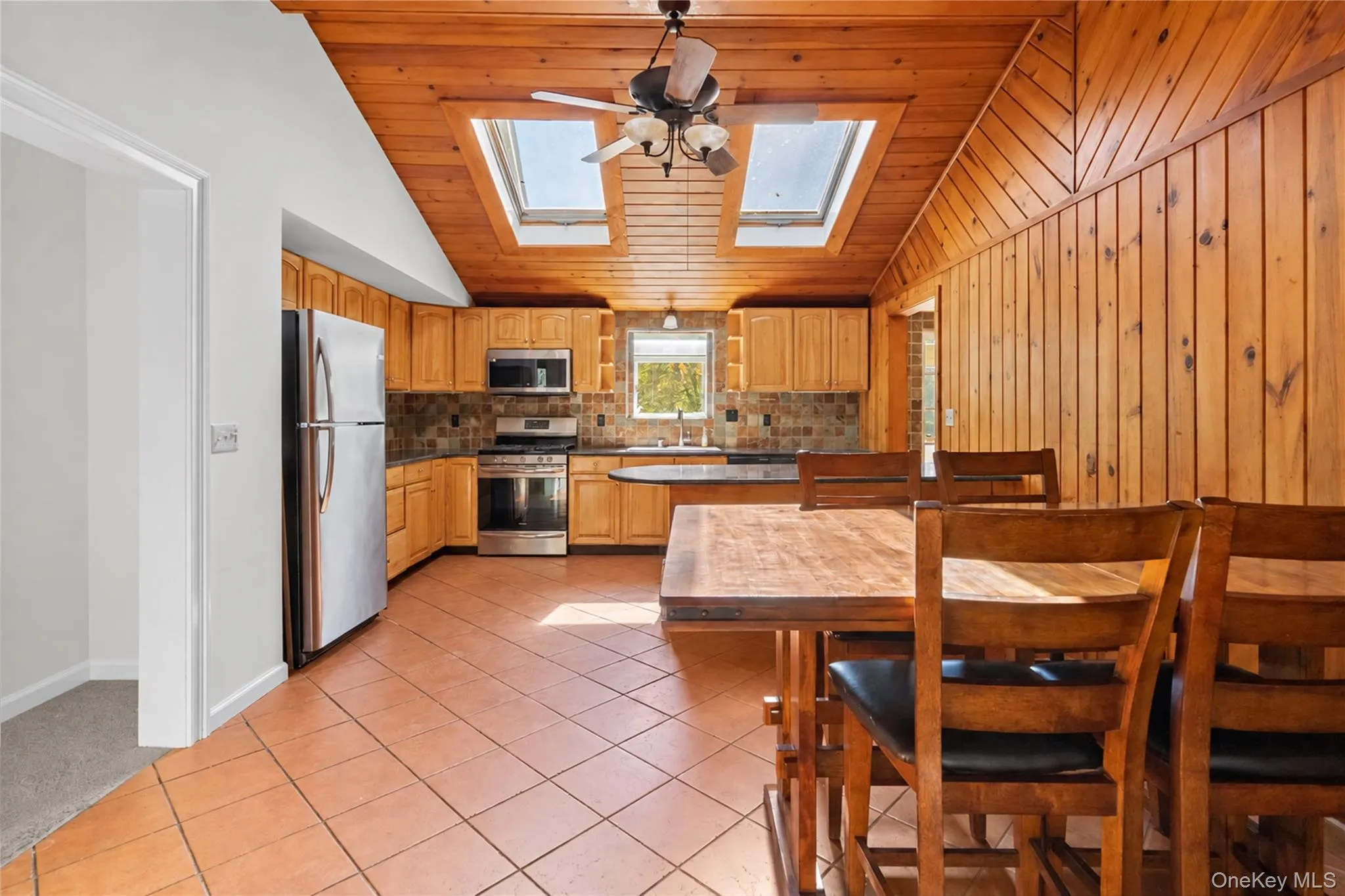 18 Mackey Road, Lloyd, NY, 4 Bedrooms Bedrooms, 10 Rooms Rooms,3 BathroomsBathrooms,Residential,For Rent,Mackey,0,1064643 18 Mackey Road, Lloyd, NY, 4 Bedrooms Bedrooms, 10 Rooms Rooms,3 BathroomsBathrooms,Residential,For Rent,Mackey,0,1064643