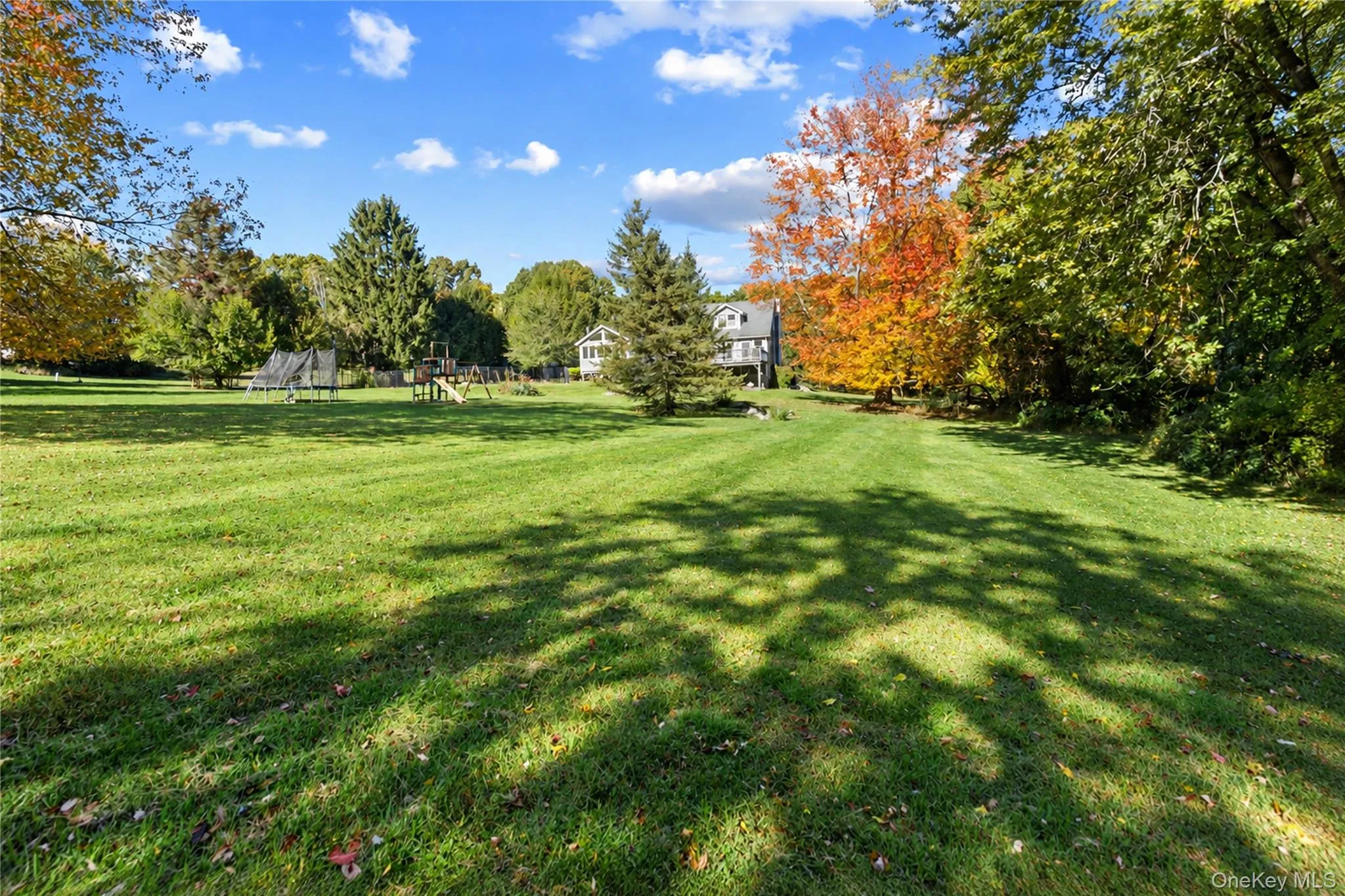 18 Mackey Road, Lloyd, NY, 4 Bedrooms Bedrooms, 10 Rooms Rooms,3 BathroomsBathrooms,Residential,For Rent,Mackey,0,1064643 18 Mackey Road, Lloyd, NY, 4 Bedrooms Bedrooms, 10 Rooms Rooms,3 BathroomsBathrooms,Residential,For Rent,Mackey,0,1064643