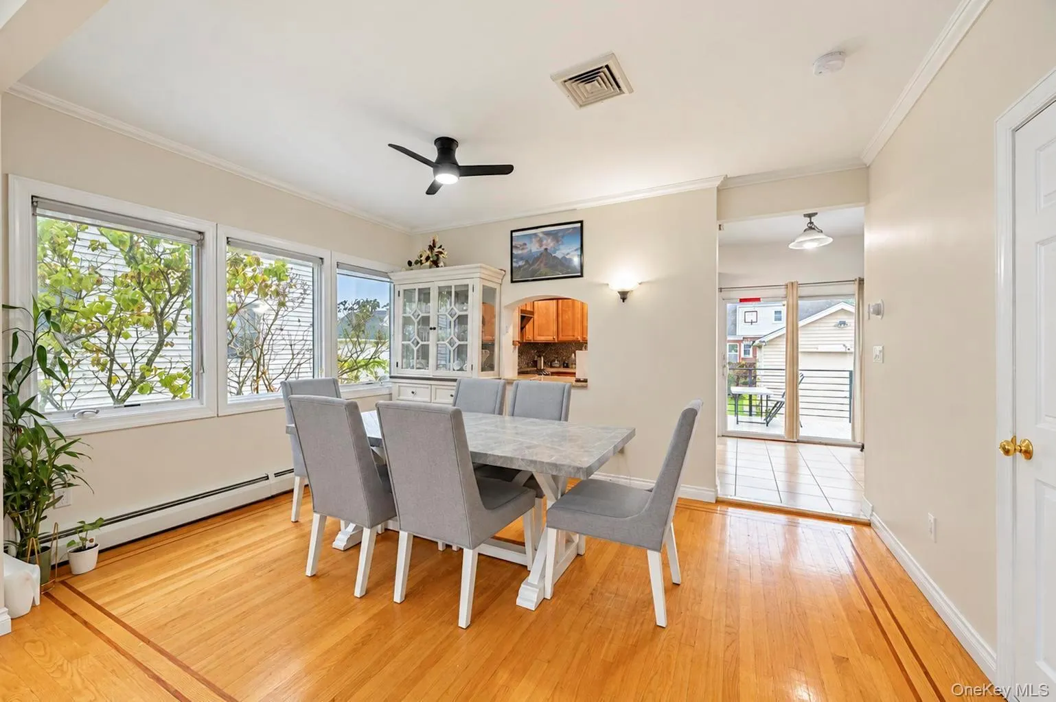 14 4th Street, North Hempstead, NY, 3 Bedrooms Bedrooms, 8 Rooms Rooms,2 BathroomsBathrooms,Residential,For Rent,4th,0,1064644 14 4th Street, North Hempstead, NY, 3 Bedrooms Bedrooms, 8 Rooms Rooms,2 BathroomsBathrooms,Residential,For Rent,4th,0,1064644