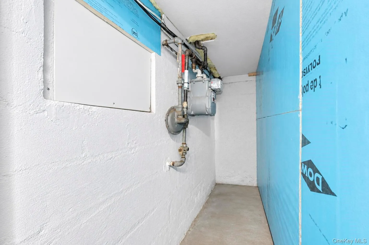 14 4th Street, North Hempstead, NY, 3 Bedrooms Bedrooms, 8 Rooms Rooms,2 BathroomsBathrooms,Residential,For Rent,4th,0,1064644 14 4th Street, North Hempstead, NY, 3 Bedrooms Bedrooms, 8 Rooms Rooms,2 BathroomsBathrooms,Residential,For Rent,4th,0,1064644