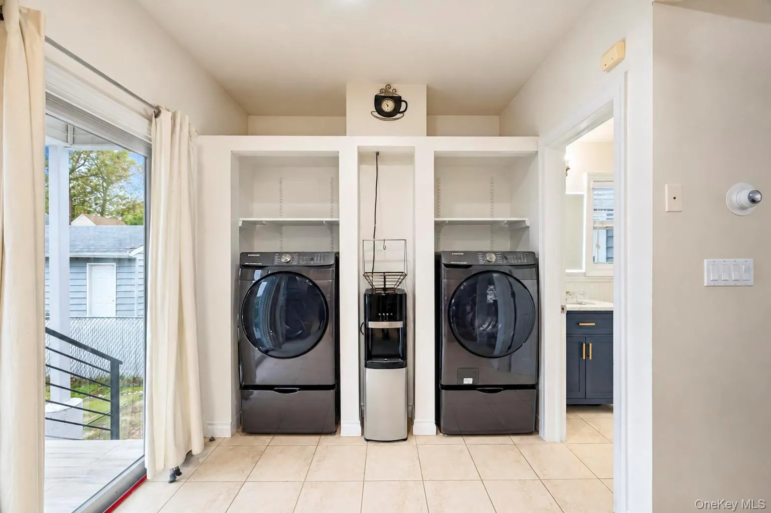 14 4th Street, North Hempstead, NY, 3 Bedrooms Bedrooms, 8 Rooms Rooms,2 BathroomsBathrooms,Residential,For Rent,4th,0,1064644 14 4th Street, North Hempstead, NY, 3 Bedrooms Bedrooms, 8 Rooms Rooms,2 BathroomsBathrooms,Residential,For Rent,4th,0,1064644