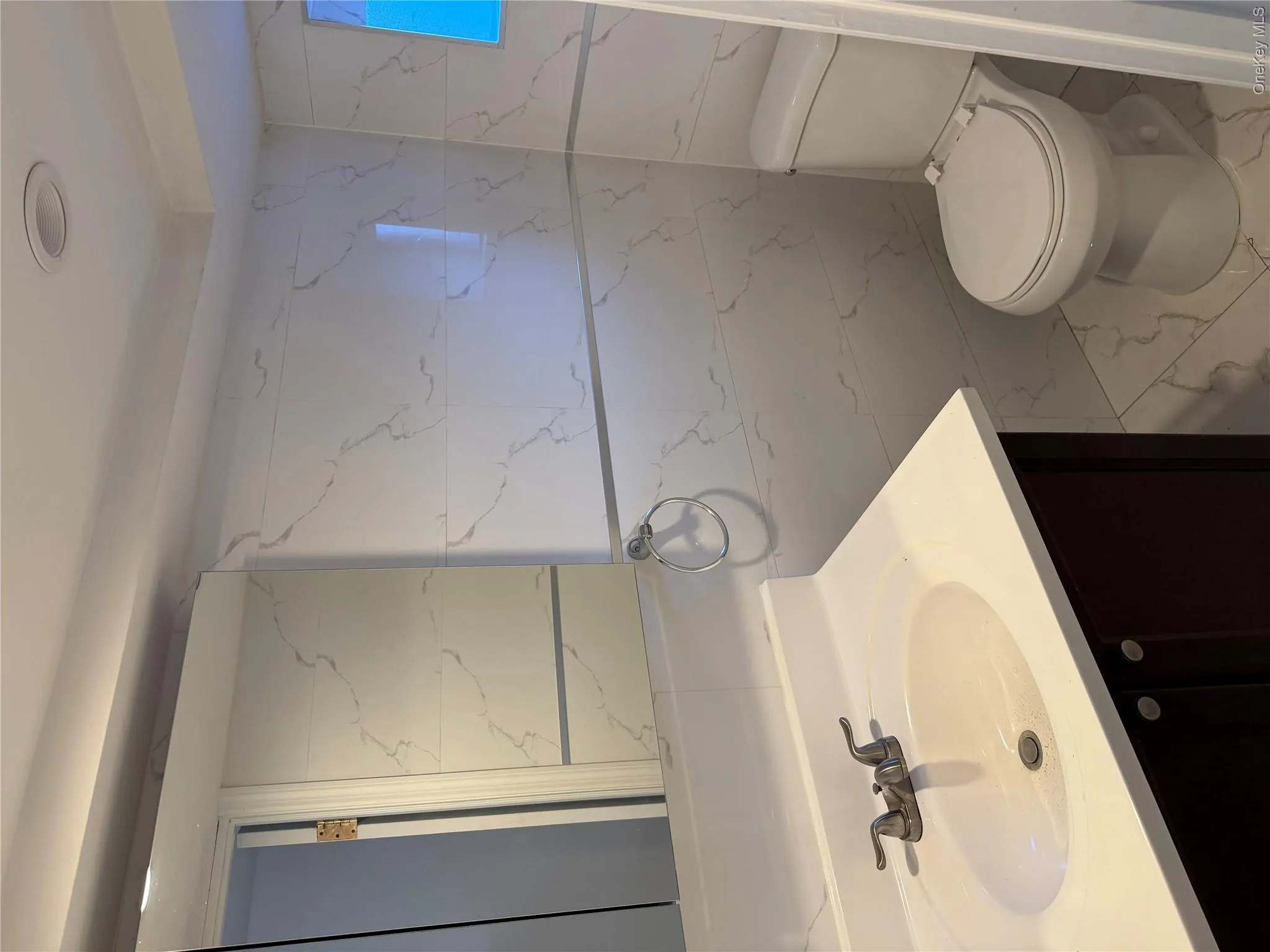 63-117 Alderton Street, New York, NY, 3 Bedrooms Bedrooms, 5 Rooms Rooms,1 BathroomBathrooms,Residential Lease,For Rent,Alderton,0,1064646 63-117 Alderton Street, New York, NY, 3 Bedrooms Bedrooms, 5 Rooms Rooms,1 BathroomBathrooms,Residential Lease,For Rent,Alderton,0,1064646