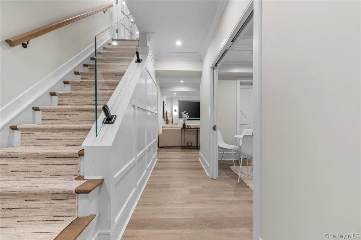 6 Perry Court, Oyster Bay, NY, 6 Bedrooms Bedrooms, 15 Rooms Rooms,4 BathroomsBathrooms,Residential,For Rent,Perry,0,1064650 6 Perry Court, Oyster Bay, NY, 6 Bedrooms Bedrooms, 15 Rooms Rooms,4 BathroomsBathrooms,Residential,For Rent,Perry,0,1064650
