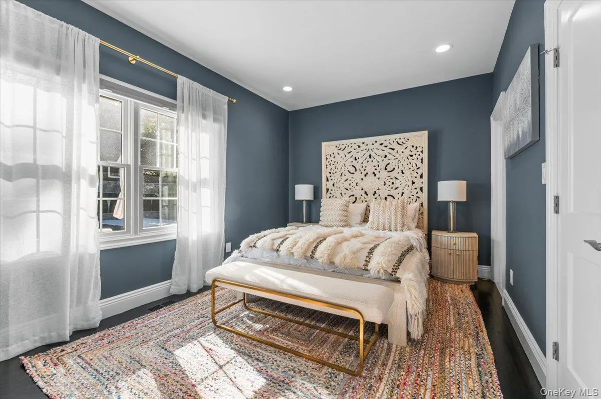 6 Perry Court, Oyster Bay, NY, 6 Bedrooms Bedrooms, 15 Rooms Rooms,4 BathroomsBathrooms,Residential,For Rent,Perry,0,1064650 6 Perry Court, Oyster Bay, NY, 6 Bedrooms Bedrooms, 15 Rooms Rooms,4 BathroomsBathrooms,Residential,For Rent,Perry,0,1064650
