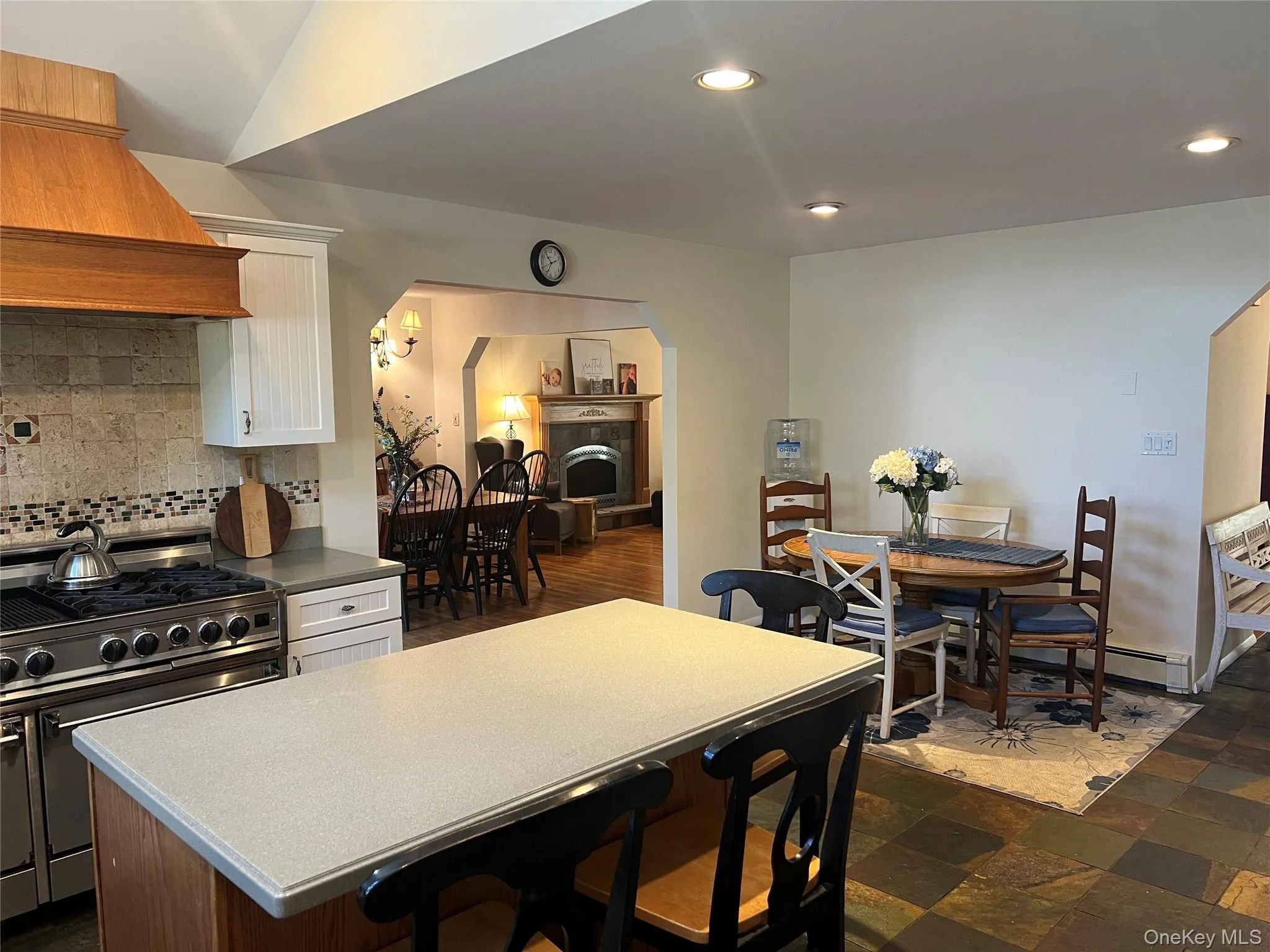 22 Emerson Avenue, Babylon, NY, 5 Bedrooms Bedrooms, 10 Rooms Rooms,3 BathroomsBathrooms,Residential,For Rent,Emerson,0,1064661 22 Emerson Avenue, Babylon, NY, 5 Bedrooms Bedrooms, 10 Rooms Rooms,3 BathroomsBathrooms,Residential,For Rent,Emerson,0,1064661