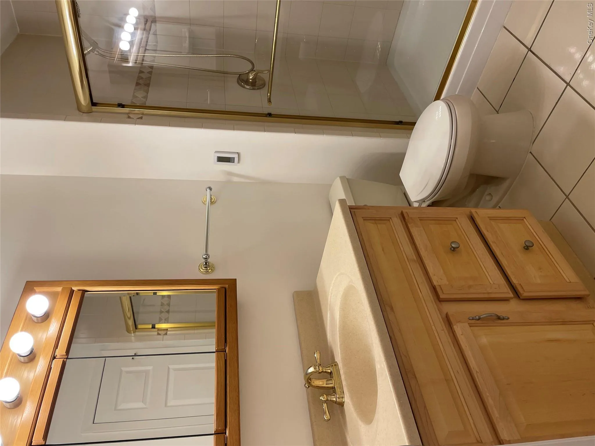 22 Emerson Avenue, Babylon, NY, 5 Bedrooms Bedrooms, 10 Rooms Rooms,3 BathroomsBathrooms,Residential,For Rent,Emerson,0,1064661 22 Emerson Avenue, Babylon, NY, 5 Bedrooms Bedrooms, 10 Rooms Rooms,3 BathroomsBathrooms,Residential,For Rent,Emerson,0,1064661