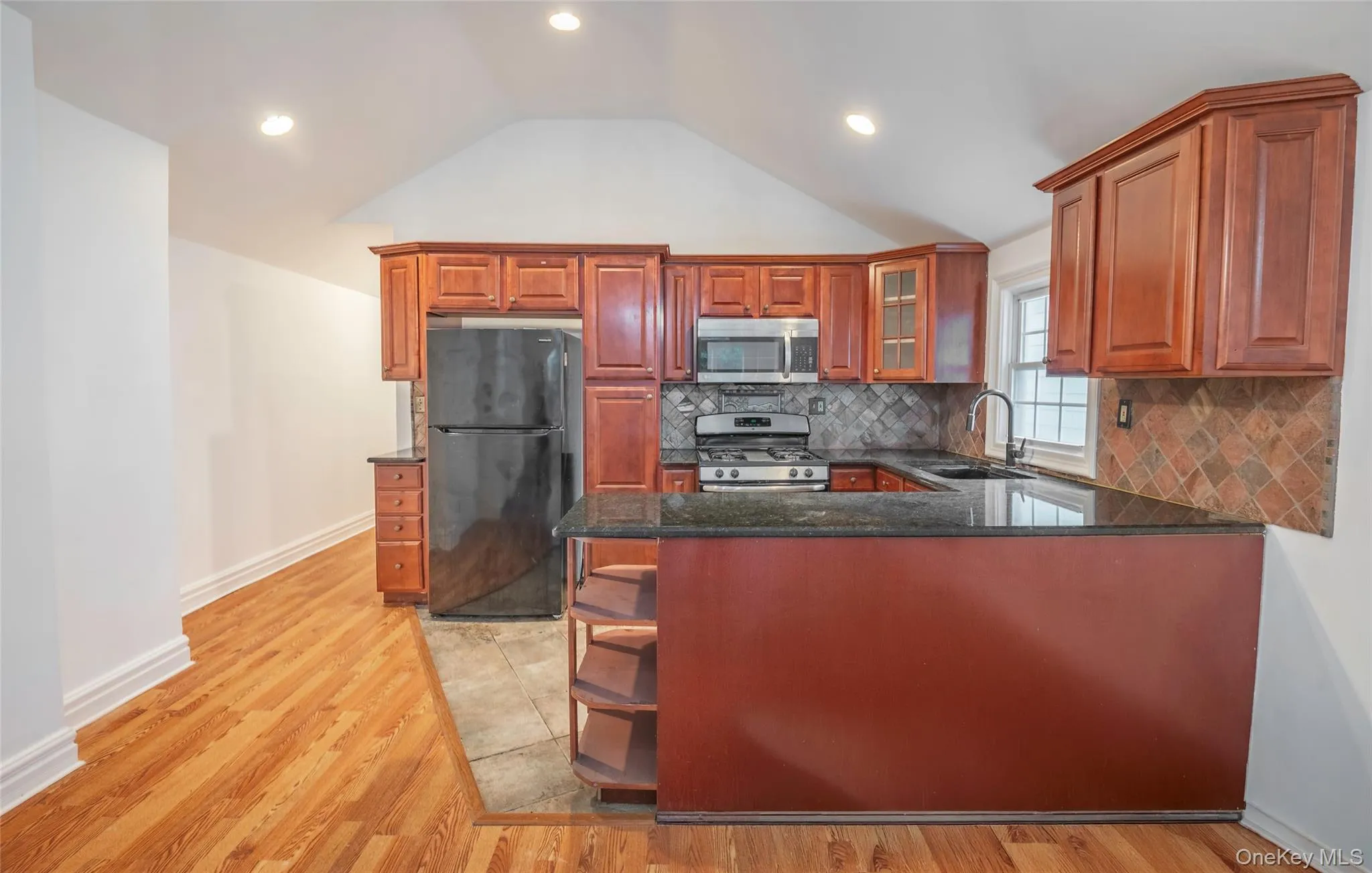68-07 50th Avenue, New York, NY , With , 2 Bedroom , and , 5 Room , 1 Bathroom , For , Residential Lease , For Rent , 1064672 , MLSID,1064672 68-07 50th Avenue, New York, NY , With , 2 Bedroom , and , 5 Room , 1 Bathroom , For , Residential Lease , For Rent , 1064672 , MLSID,1064672
