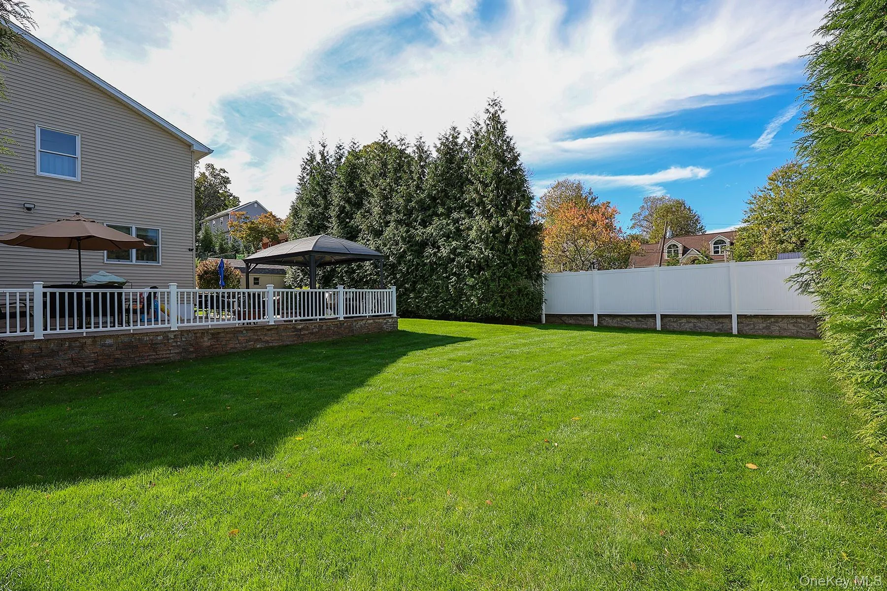 80 Alder Drive, Smithtown, NY, 4 Bedrooms Bedrooms, 8 Rooms Rooms,2 BathroomsBathrooms,Residential,For Rent,Alder,0,1064675 80 Alder Drive, Smithtown, NY, 4 Bedrooms Bedrooms, 8 Rooms Rooms,2 BathroomsBathrooms,Residential,For Rent,Alder,0,1064675