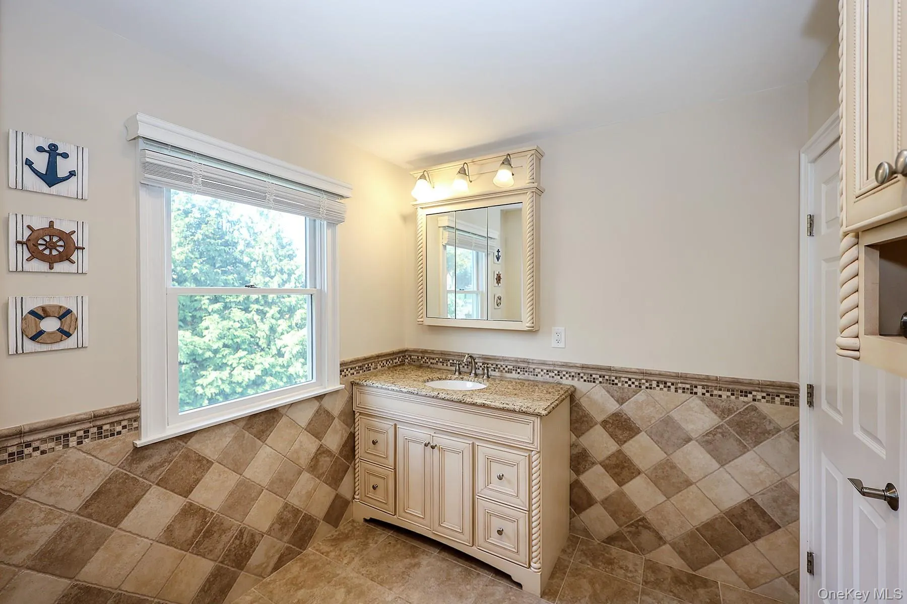 80 Alder Drive, Smithtown, NY, 4 Bedrooms Bedrooms, 8 Rooms Rooms,2 BathroomsBathrooms,Residential,For Rent,Alder,0,1064675 80 Alder Drive, Smithtown, NY, 4 Bedrooms Bedrooms, 8 Rooms Rooms,2 BathroomsBathrooms,Residential,For Rent,Alder,0,1064675