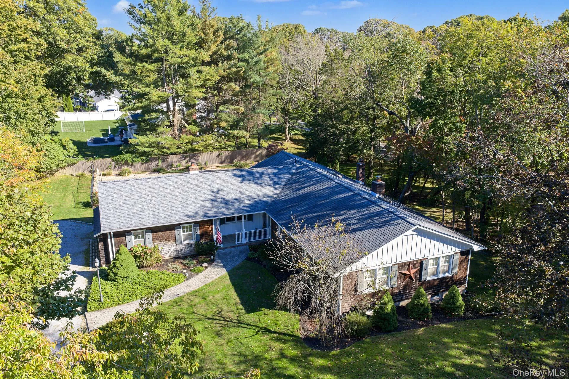 Set On An Acre Set On An Acre