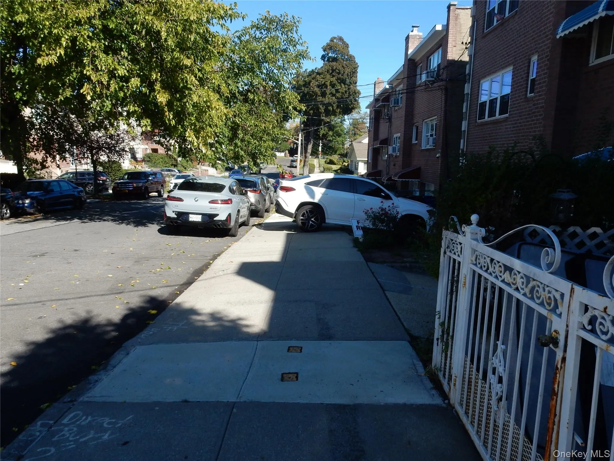 4044 Harper Avenue, New York, NY, 3 Bedrooms Bedrooms, 5 Rooms Rooms,1 BathroomBathrooms,Residential Lease,For Rent,Harper,0,1064686 4044 Harper Avenue, New York, NY, 3 Bedrooms Bedrooms, 5 Rooms Rooms,1 BathroomBathrooms,Residential Lease,For Rent,Harper,0,1064686