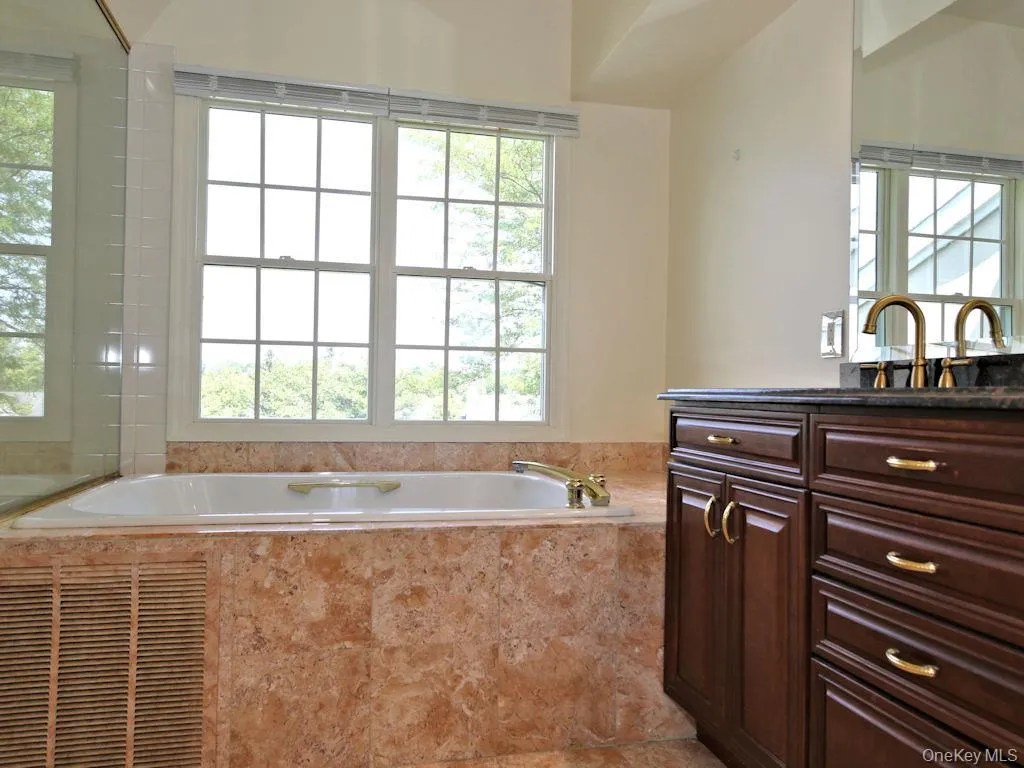 122 Doral Greens Drive, Rye Town, NY, 3 Bedrooms Bedrooms, 5 Rooms Rooms,2 BathroomsBathrooms,Residential Lease,For Rent,Doral Greens,0,1064698 122 Doral Greens Drive, Rye Town, NY, 3 Bedrooms Bedrooms, 5 Rooms Rooms,2 BathroomsBathrooms,Residential Lease,For Rent,Doral Greens,0,1064698