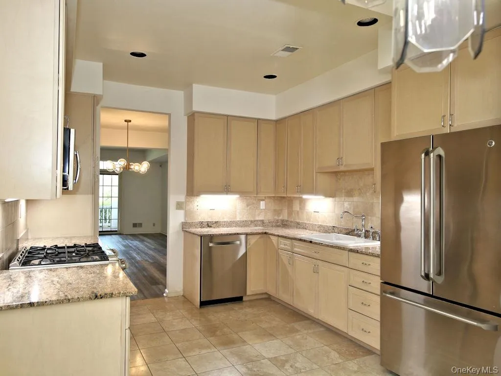 122 Doral Greens Drive, Rye Town, NY, 3 Bedrooms Bedrooms, 5 Rooms Rooms,2 BathroomsBathrooms,Residential Lease,For Rent,Doral Greens,0,1064698 122 Doral Greens Drive, Rye Town, NY, 3 Bedrooms Bedrooms, 5 Rooms Rooms,2 BathroomsBathrooms,Residential Lease,For Rent,Doral Greens,0,1064698