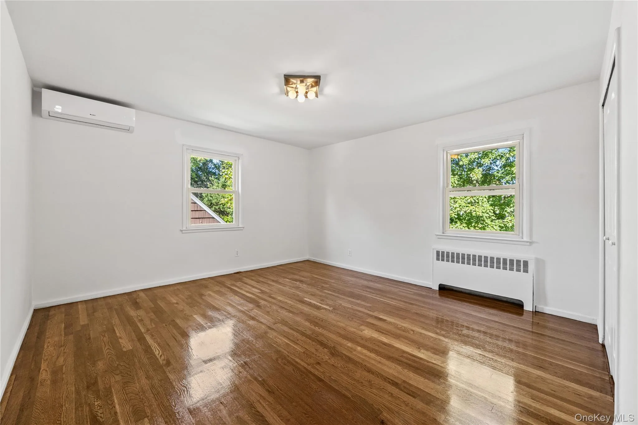 219-01 82nd Avenue, New York, NY, 4 Bedrooms Bedrooms, 8 Rooms Rooms,3 BathroomsBathrooms,Residential,For Rent,82nd,0,1064699 219-01 82nd Avenue, New York, NY, 4 Bedrooms Bedrooms, 8 Rooms Rooms,3 BathroomsBathrooms,Residential,For Rent,82nd,0,1064699