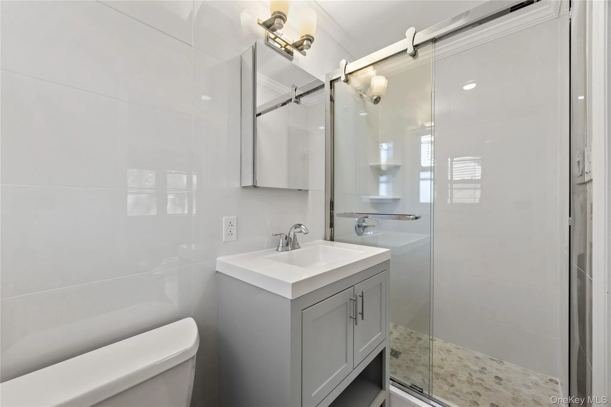219-01 82nd Avenue, New York, NY, 4 Bedrooms Bedrooms, 8 Rooms Rooms,3 BathroomsBathrooms,Residential,For Rent,82nd,0,1064699 219-01 82nd Avenue, New York, NY, 4 Bedrooms Bedrooms, 8 Rooms Rooms,3 BathroomsBathrooms,Residential,For Rent,82nd,0,1064699