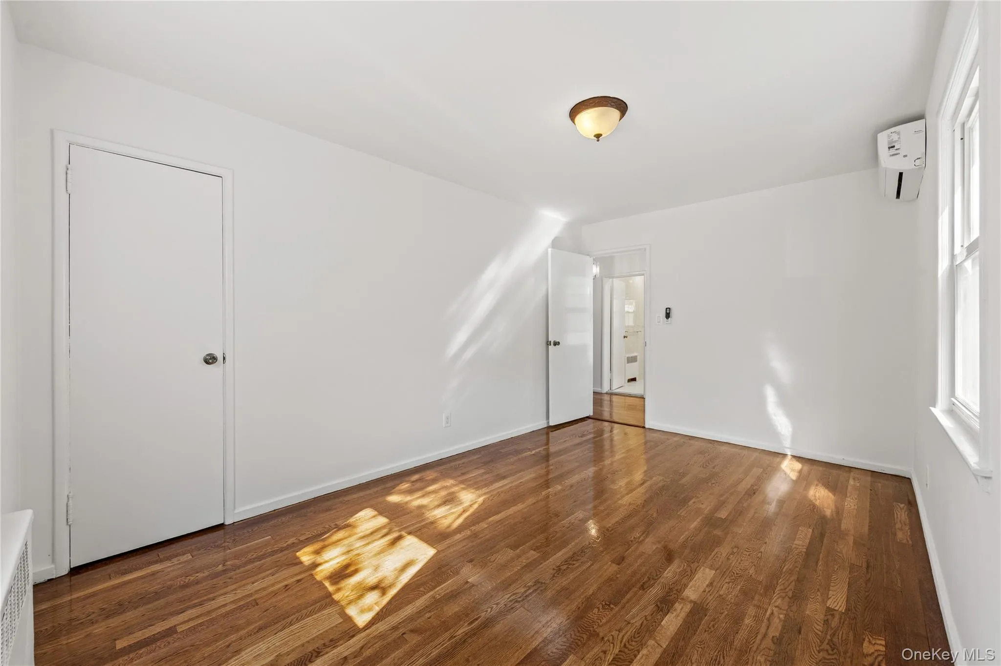 219-01 82nd Avenue, New York, NY, 4 Bedrooms Bedrooms, 8 Rooms Rooms,3 BathroomsBathrooms,Residential,For Rent,82nd,0,1064699 219-01 82nd Avenue, New York, NY, 4 Bedrooms Bedrooms, 8 Rooms Rooms,3 BathroomsBathrooms,Residential,For Rent,82nd,0,1064699