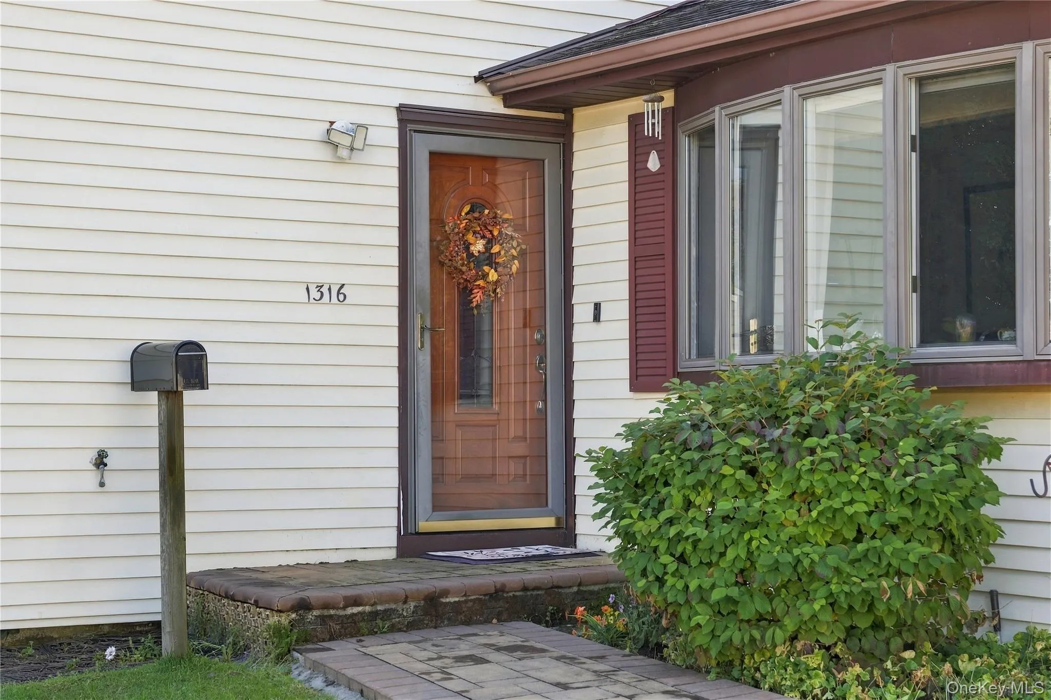 1316 Brooklyn Boulevard, Islip, NY, 2 Bedrooms Bedrooms, 7 Rooms Rooms,1 BathroomBathrooms,Residential,For Rent,Brooklyn,0,1064716 1316 Brooklyn Boulevard, Islip, NY, 2 Bedrooms Bedrooms, 7 Rooms Rooms,1 BathroomBathrooms,Residential,For Rent,Brooklyn,0,1064716