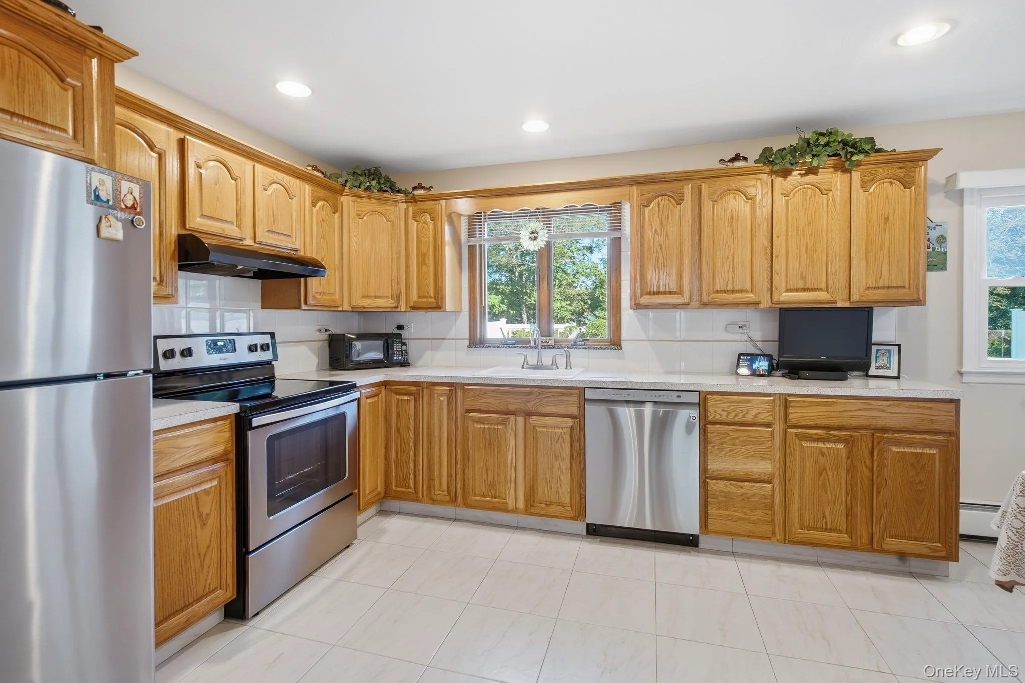 249 17th Street, Huntington, NY, 4 Bedrooms Bedrooms, 7 Rooms Rooms,2 BathroomsBathrooms,Residential,For Rent,17th,0,1064731 249 17th Street, Huntington, NY, 4 Bedrooms Bedrooms, 7 Rooms Rooms,2 BathroomsBathrooms,Residential,For Rent,17th,0,1064731
