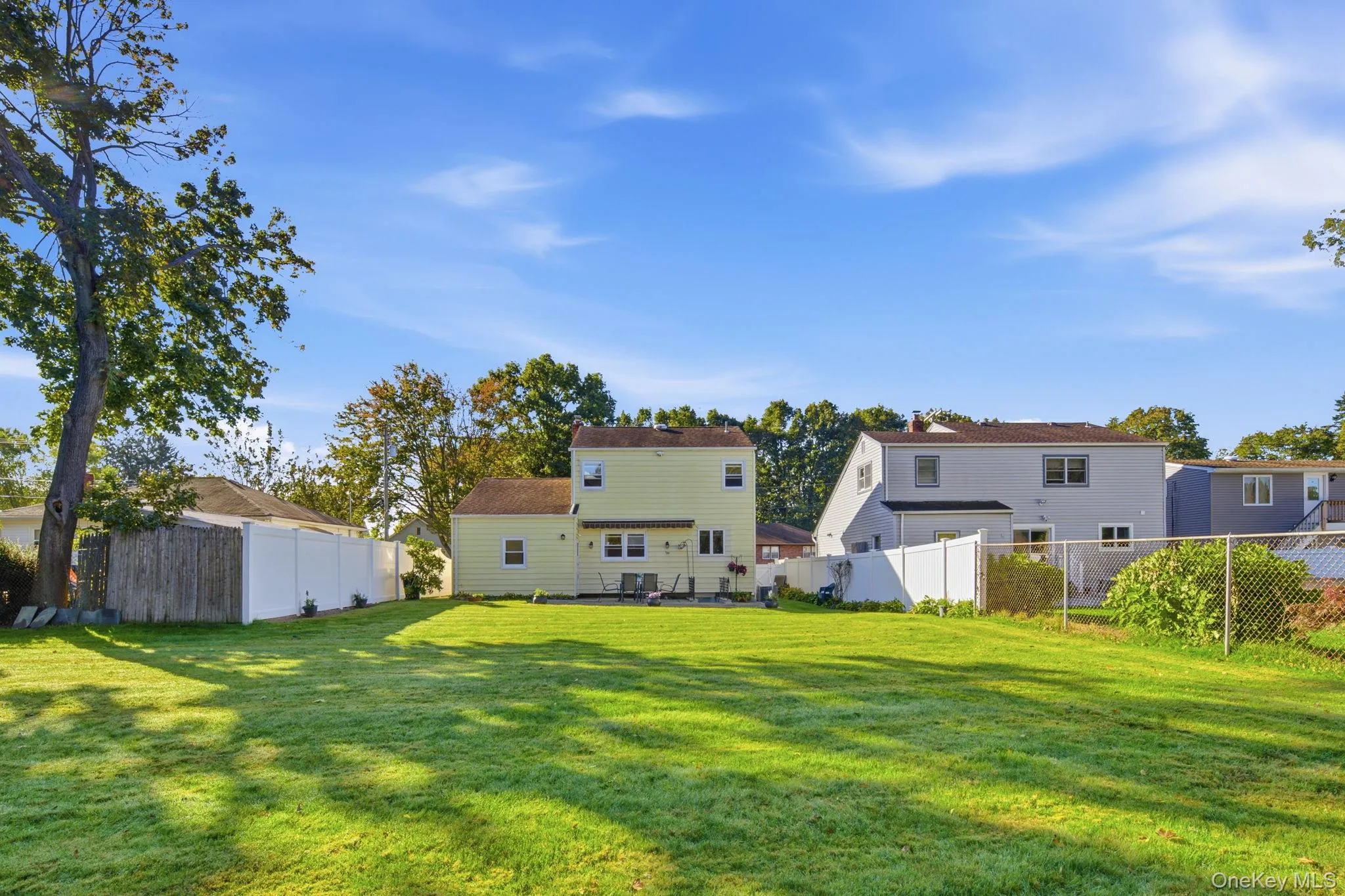 249 17th Street, Huntington, NY, 4 Bedrooms Bedrooms, 7 Rooms Rooms,2 BathroomsBathrooms,Residential,For Rent,17th,0,1064731 249 17th Street, Huntington, NY, 4 Bedrooms Bedrooms, 7 Rooms Rooms,2 BathroomsBathrooms,Residential,For Rent,17th,0,1064731