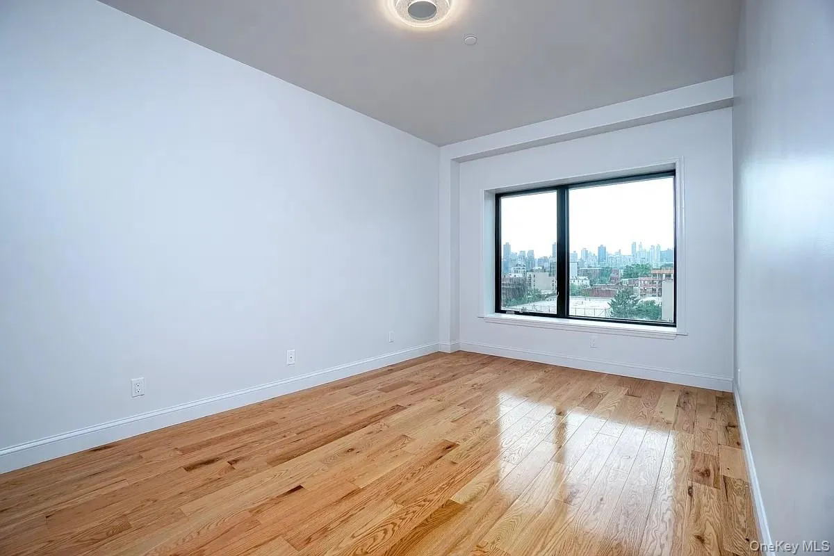 2806 21st Street, New York, NY, 1 Bedroom Bedrooms, 2 Rooms Rooms,1 BathroomBathrooms,Residential,For Rent,21st,0,1064759 2806 21st Street, New York, NY, 1 Bedroom Bedrooms, 2 Rooms Rooms,1 BathroomBathrooms,Residential,For Rent,21st,0,1064759