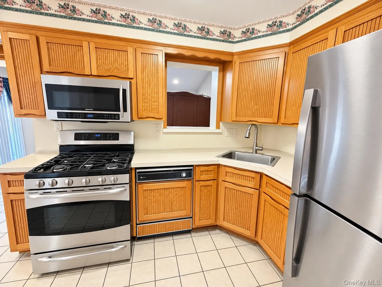 281 Randall Avenue, Hempstead, NY , With , 4 Bedroom , and , 8 Room , 2 Bathroom , For , Residential Lease , For Rent , 1064775 , MLSID,1064775 281 Randall Avenue, Hempstead, NY , With , 4 Bedroom , and , 8 Room , 2 Bathroom , For , Residential Lease , For Rent , 1064775 , MLSID,1064775