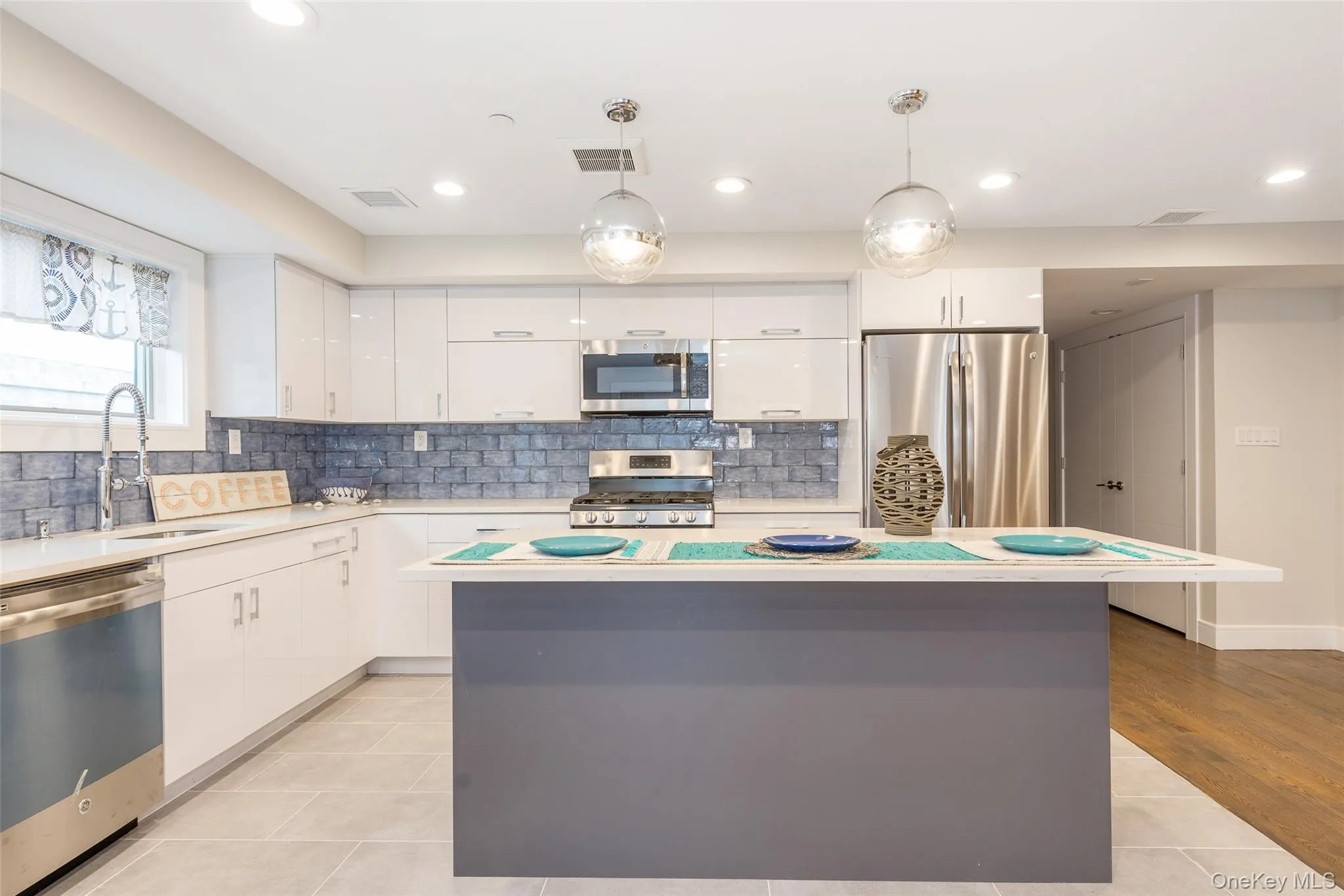 848 Broadway, Long Beach, NY , With , 3 Bedroom , and , 6 Room , 2 Bathroom , For , Residential Lease , For Rent , 1064791 , MLSID,1064791 848 Broadway, Long Beach, NY , With , 3 Bedroom , and , 6 Room , 2 Bathroom , For , Residential Lease , For Rent , 1064791 , MLSID,1064791