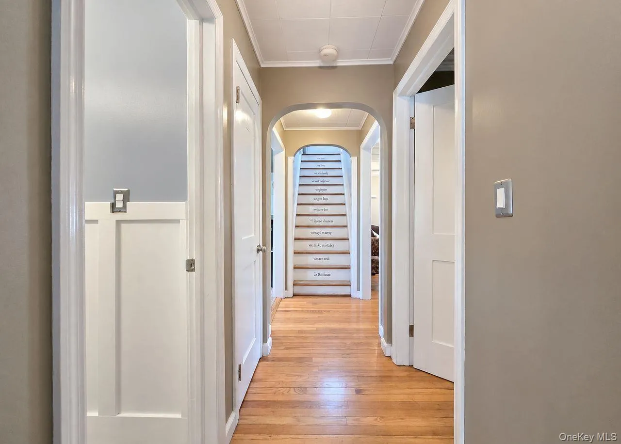 8 Perry Place, Brookhaven, NY, 4 Bedrooms Bedrooms, 7 Rooms Rooms,2 BathroomsBathrooms,Residential,For Rent,Perry,0,1064820 8 Perry Place, Brookhaven, NY, 4 Bedrooms Bedrooms, 7 Rooms Rooms,2 BathroomsBathrooms,Residential,For Rent,Perry,0,1064820