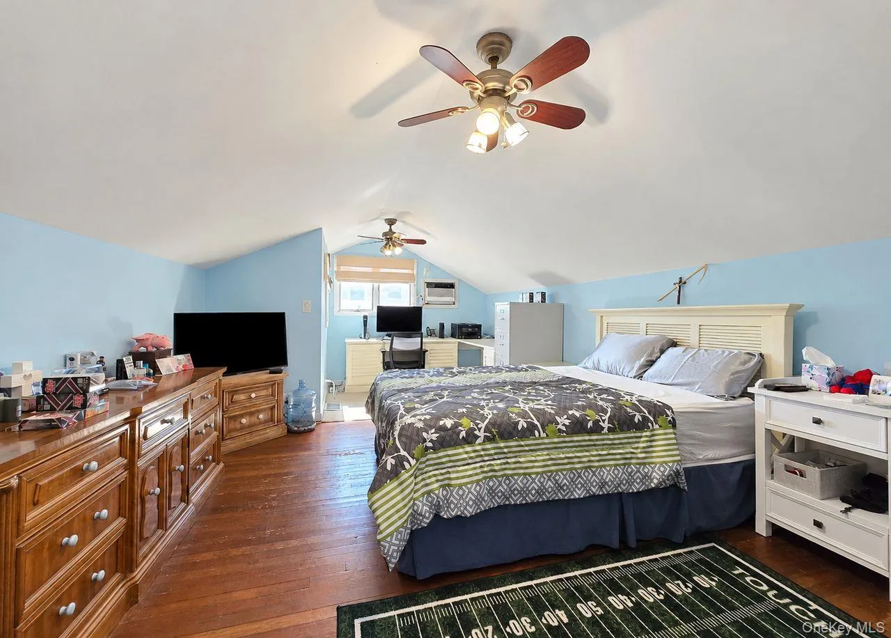 8 Perry Place, Brookhaven, NY, 4 Bedrooms Bedrooms, 7 Rooms Rooms,2 BathroomsBathrooms,Residential,For Rent,Perry,0,1064820 8 Perry Place, Brookhaven, NY, 4 Bedrooms Bedrooms, 7 Rooms Rooms,2 BathroomsBathrooms,Residential,For Rent,Perry,0,1064820