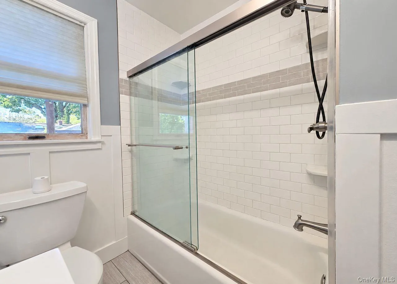 8 Perry Place, Brookhaven, NY, 4 Bedrooms Bedrooms, 7 Rooms Rooms,2 BathroomsBathrooms,Residential,For Rent,Perry,0,1064820 8 Perry Place, Brookhaven, NY, 4 Bedrooms Bedrooms, 7 Rooms Rooms,2 BathroomsBathrooms,Residential,For Rent,Perry,0,1064820