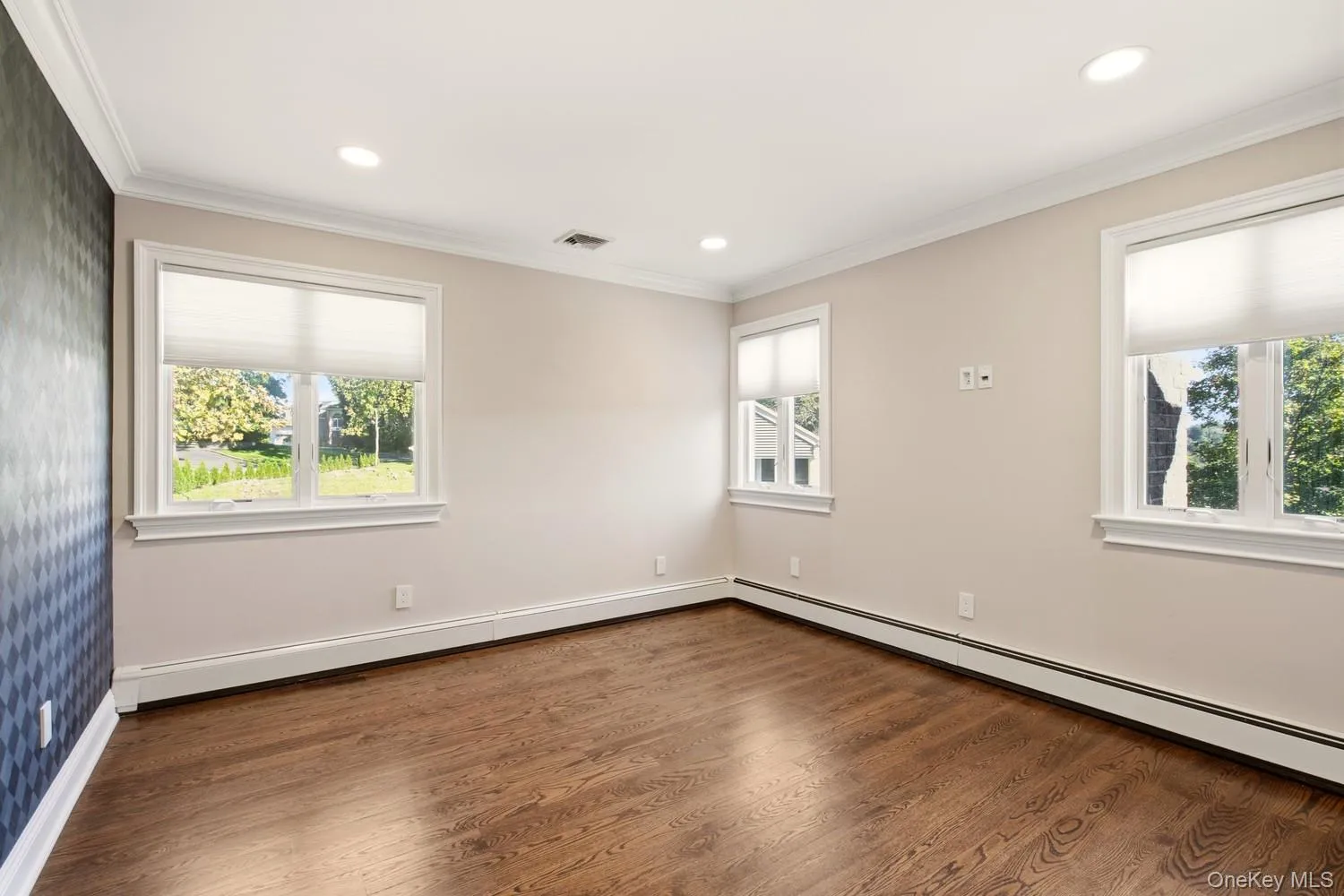 2 Verity Lane, North Hempstead, NY, 5 Bedrooms Bedrooms, 8 Rooms Rooms,4 BathroomsBathrooms,Residential Lease,For Rent,Verity,0,1064822 2 Verity Lane, North Hempstead, NY, 5 Bedrooms Bedrooms, 8 Rooms Rooms,4 BathroomsBathrooms,Residential Lease,For Rent,Verity,0,1064822