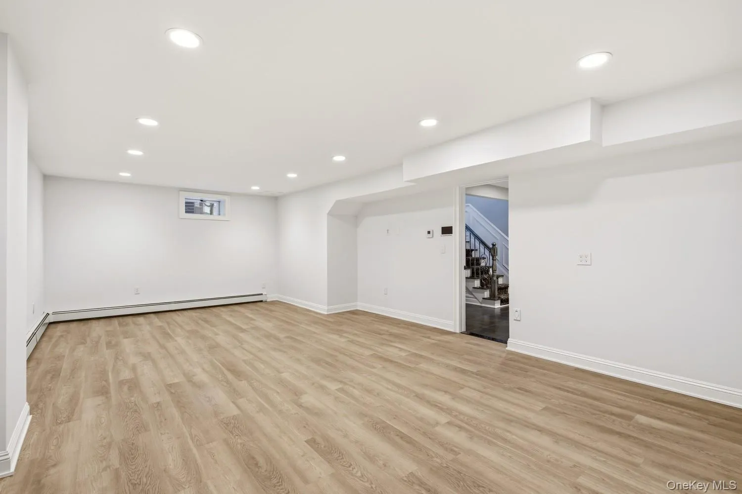 2 Verity Lane, North Hempstead, NY, 5 Bedrooms Bedrooms, 8 Rooms Rooms,4 BathroomsBathrooms,Residential Lease,For Rent,Verity,0,1064822 2 Verity Lane, North Hempstead, NY, 5 Bedrooms Bedrooms, 8 Rooms Rooms,4 BathroomsBathrooms,Residential Lease,For Rent,Verity,0,1064822