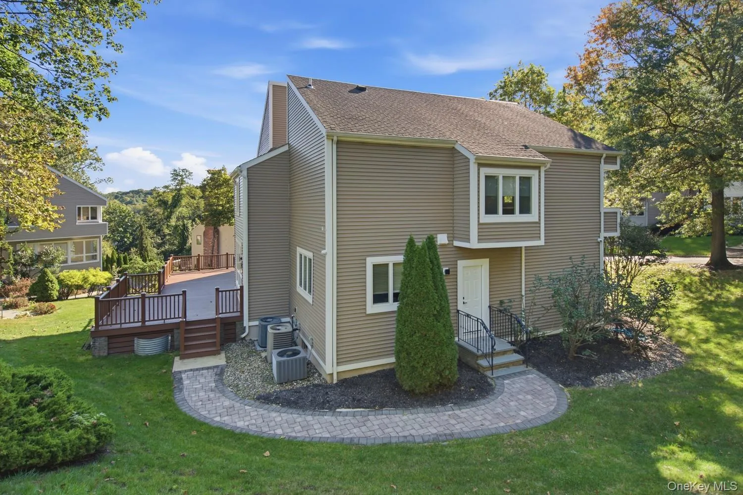 2 Verity Lane, North Hempstead, NY, 5 Bedrooms Bedrooms, 8 Rooms Rooms,4 BathroomsBathrooms,Residential Lease,For Rent,Verity,0,1064822 2 Verity Lane, North Hempstead, NY, 5 Bedrooms Bedrooms, 8 Rooms Rooms,4 BathroomsBathrooms,Residential Lease,For Rent,Verity,0,1064822