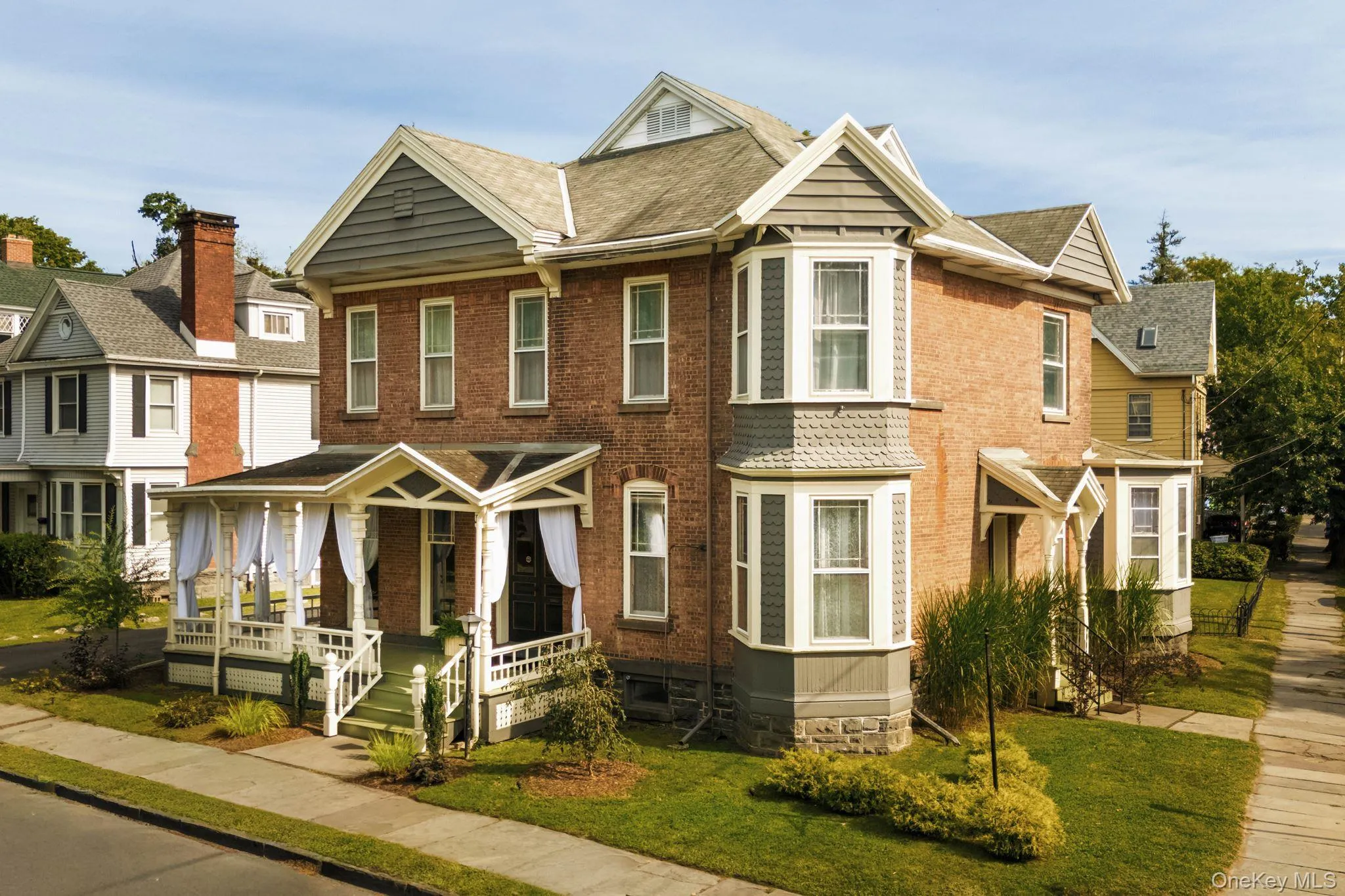 38 Maiden Lane, Kingston, NY, 5 Bedrooms Bedrooms, 10 Rooms Rooms,1 BathroomBathrooms,Residential,For Rent,Maiden,0,1064824 38 Maiden Lane, Kingston, NY, 5 Bedrooms Bedrooms, 10 Rooms Rooms,1 BathroomBathrooms,Residential,For Rent,Maiden,0,1064824