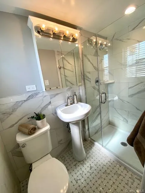 145 Westwood Drive, North Hempstead, NY, 3 Bedrooms Bedrooms, 6 Rooms Rooms,2 BathroomsBathrooms,Residential Lease,For Rent,Westwood,0,1064841 145 Westwood Drive, North Hempstead, NY, 3 Bedrooms Bedrooms, 6 Rooms Rooms,2 BathroomsBathrooms,Residential Lease,For Rent,Westwood,0,1064841