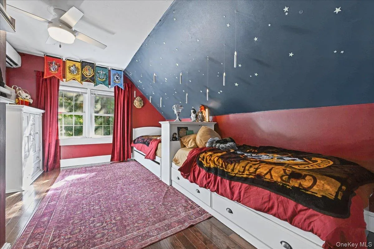 76 Powell Place, Oyster Bay, NY, 3 Bedrooms Bedrooms, 8 Rooms Rooms,1 BathroomBathrooms,Residential,For Rent,Powell,0,1064865 76 Powell Place, Oyster Bay, NY, 3 Bedrooms Bedrooms, 8 Rooms Rooms,1 BathroomBathrooms,Residential,For Rent,Powell,0,1064865
