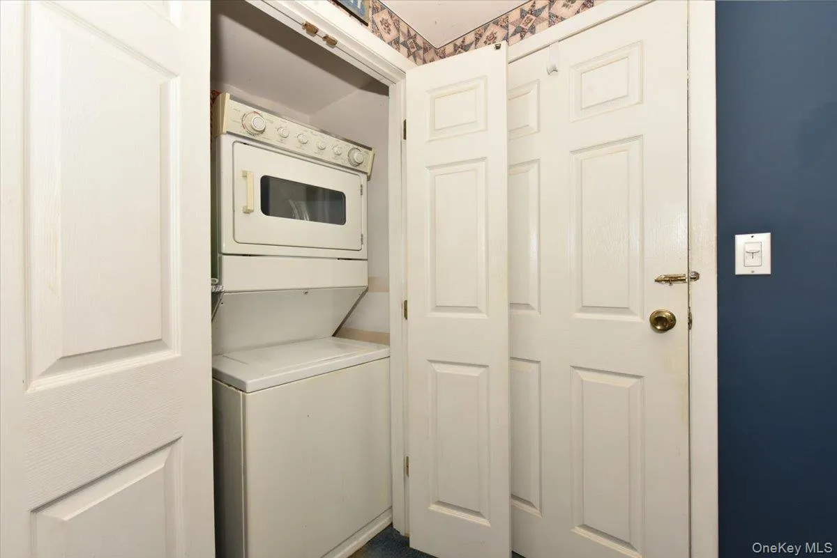 169 Nassau Avenue, Oyster Bay, NY, 5 Bedrooms Bedrooms, 12 Rooms Rooms,2 BathroomsBathrooms,Residential,For Rent,Nassau,0,1064867 169 Nassau Avenue, Oyster Bay, NY, 5 Bedrooms Bedrooms, 12 Rooms Rooms,2 BathroomsBathrooms,Residential,For Rent,Nassau,0,1064867