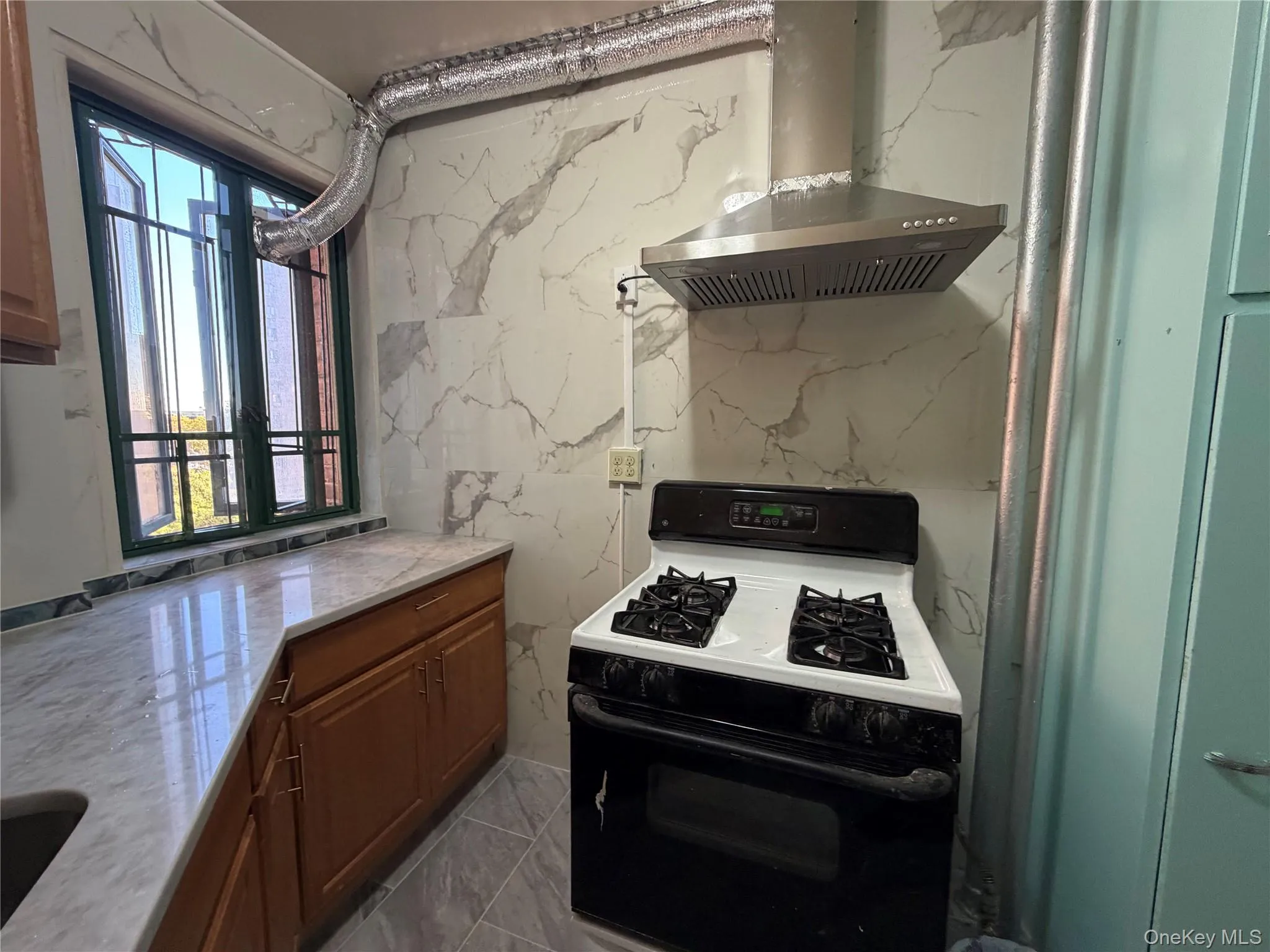 1514 Unionport Road, New York, NY , With , 2 Bedroom , and , 4 Room , 1 Bathroom , For , Residential Lease , For Rent , 1064872 , MLSID,1064872 1514 Unionport Road, New York, NY , With , 2 Bedroom , and , 4 Room , 1 Bathroom , For , Residential Lease , For Rent , 1064872 , MLSID,1064872