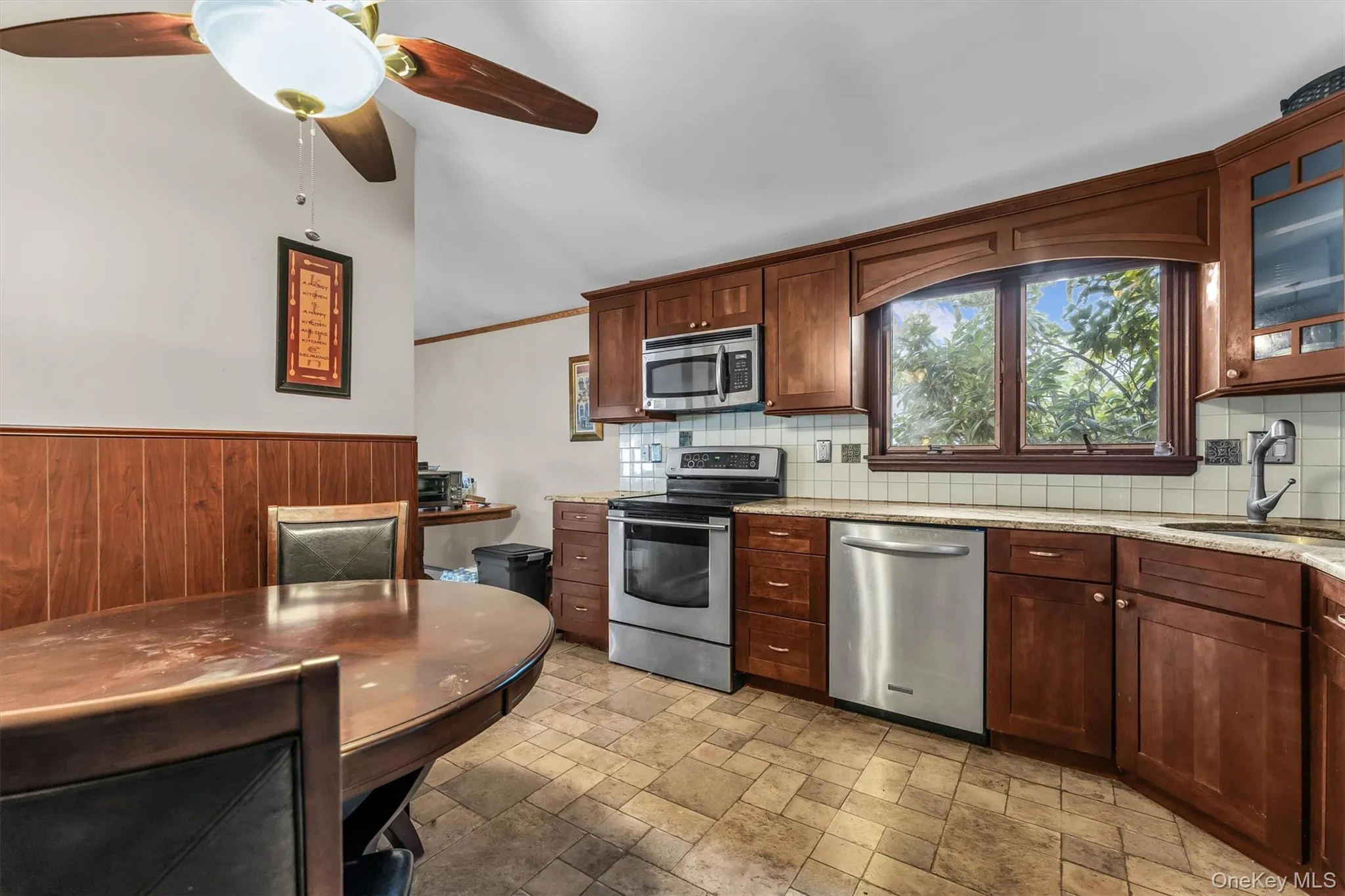 100 Ridgewood Avenue, Brookhaven, NY, 3 Bedrooms Bedrooms, 7 Rooms Rooms,1 BathroomBathrooms,Residential,For Rent,Ridgewood,0,1064873 100 Ridgewood Avenue, Brookhaven, NY, 3 Bedrooms Bedrooms, 7 Rooms Rooms,1 BathroomBathrooms,Residential,For Rent,Ridgewood,0,1064873