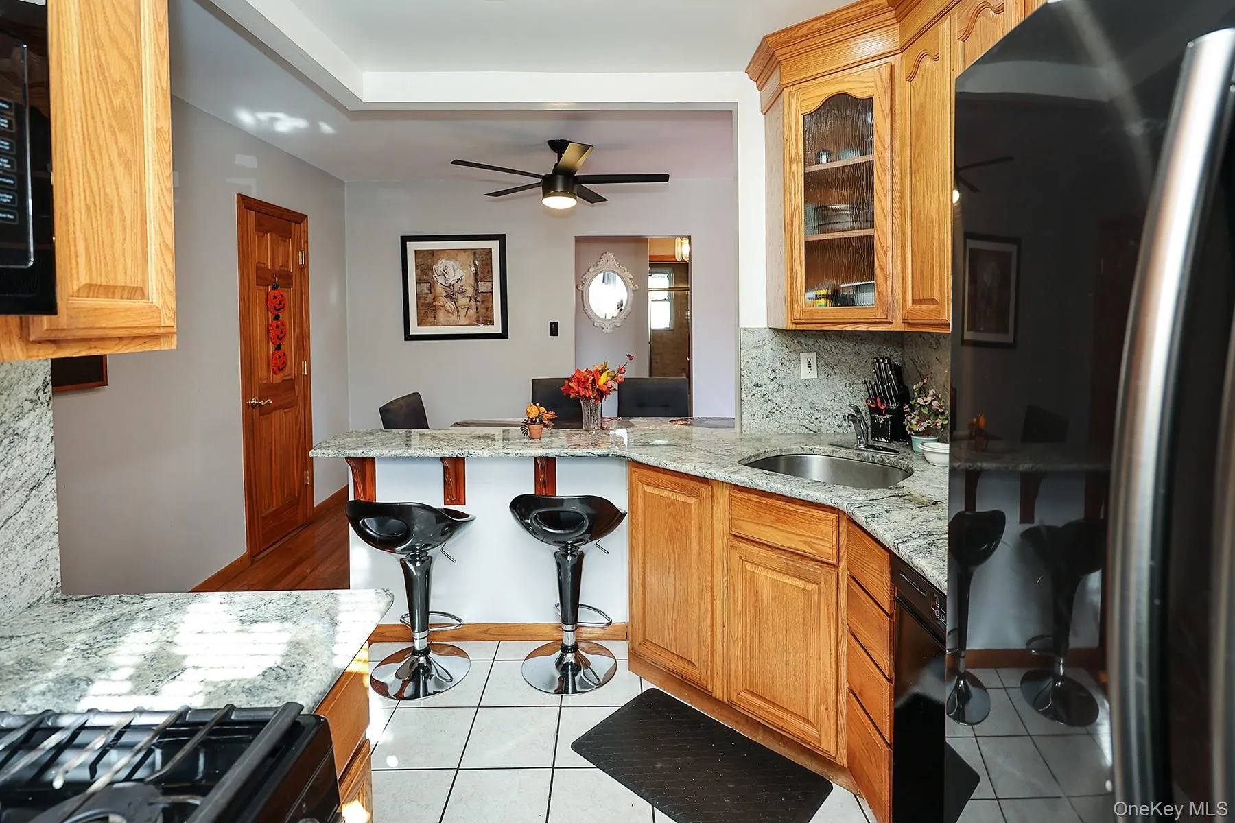 251-37 71st Road, New York, NY, 2 Bedrooms Bedrooms, 5 Rooms Rooms,1 BathroomBathrooms,Residential,For Rent,71st,0,1064885 251-37 71st Road, New York, NY, 2 Bedrooms Bedrooms, 5 Rooms Rooms,1 BathroomBathrooms,Residential,For Rent,71st,0,1064885