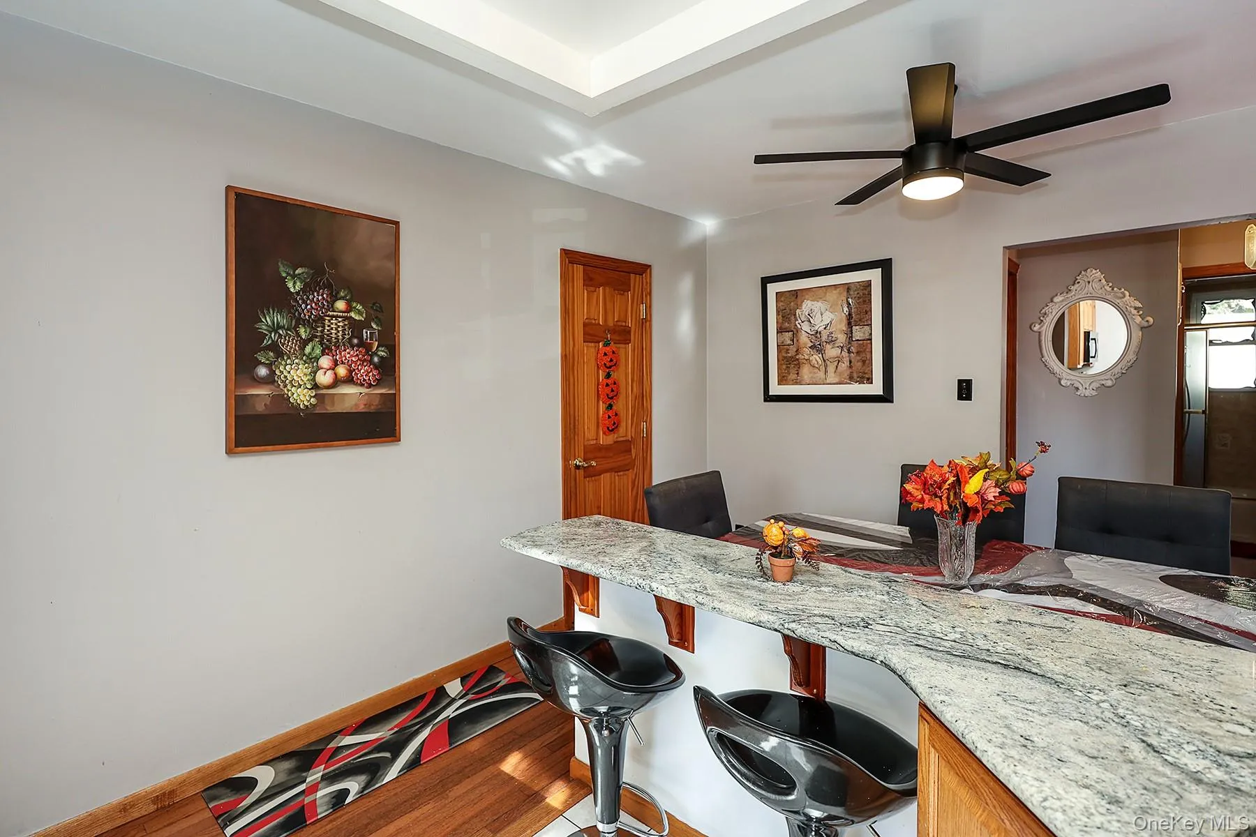 251-37 71st Road, New York, NY, 2 Bedrooms Bedrooms, 5 Rooms Rooms,1 BathroomBathrooms,Residential,For Rent,71st,0,1064885 251-37 71st Road, New York, NY, 2 Bedrooms Bedrooms, 5 Rooms Rooms,1 BathroomBathrooms,Residential,For Rent,71st,0,1064885