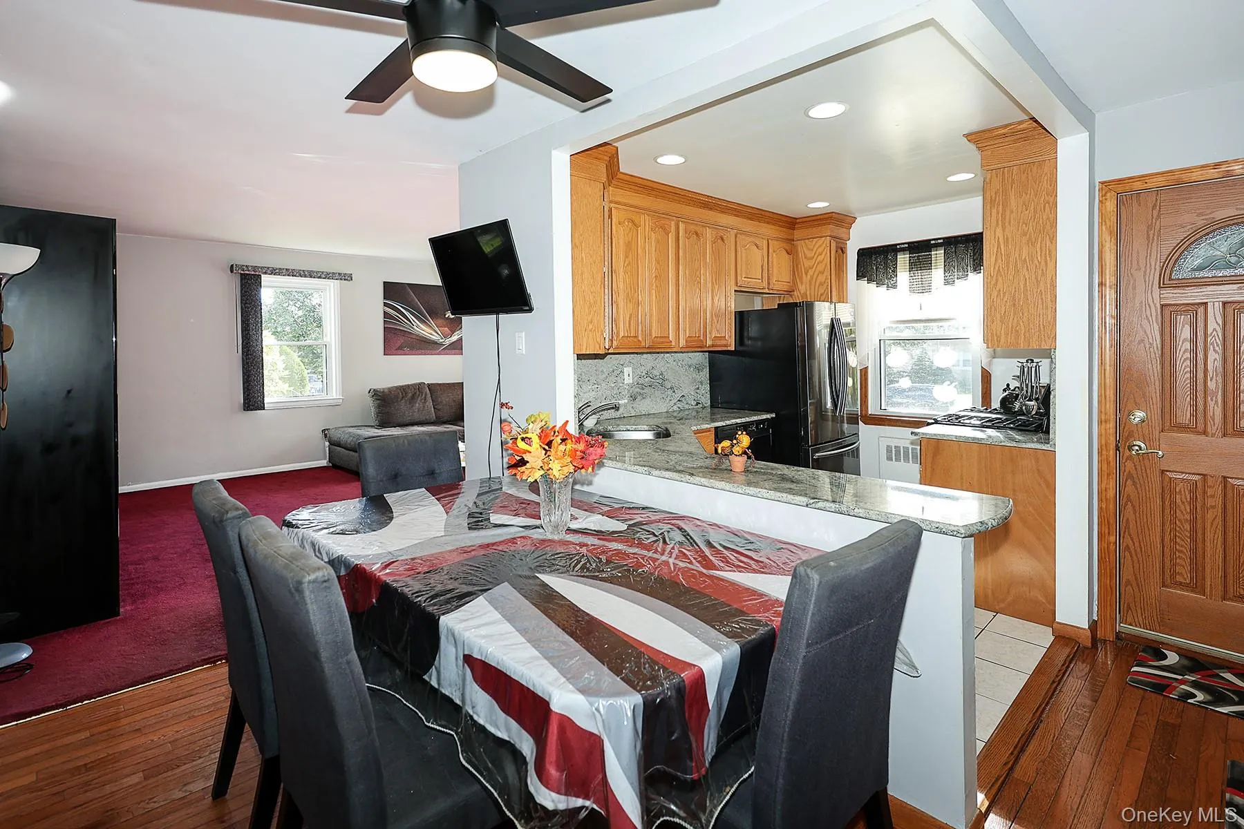 251-37 71st Road, New York, NY, 2 Bedrooms Bedrooms, 5 Rooms Rooms,1 BathroomBathrooms,Residential,For Rent,71st,0,1064885 251-37 71st Road, New York, NY, 2 Bedrooms Bedrooms, 5 Rooms Rooms,1 BathroomBathrooms,Residential,For Rent,71st,0,1064885