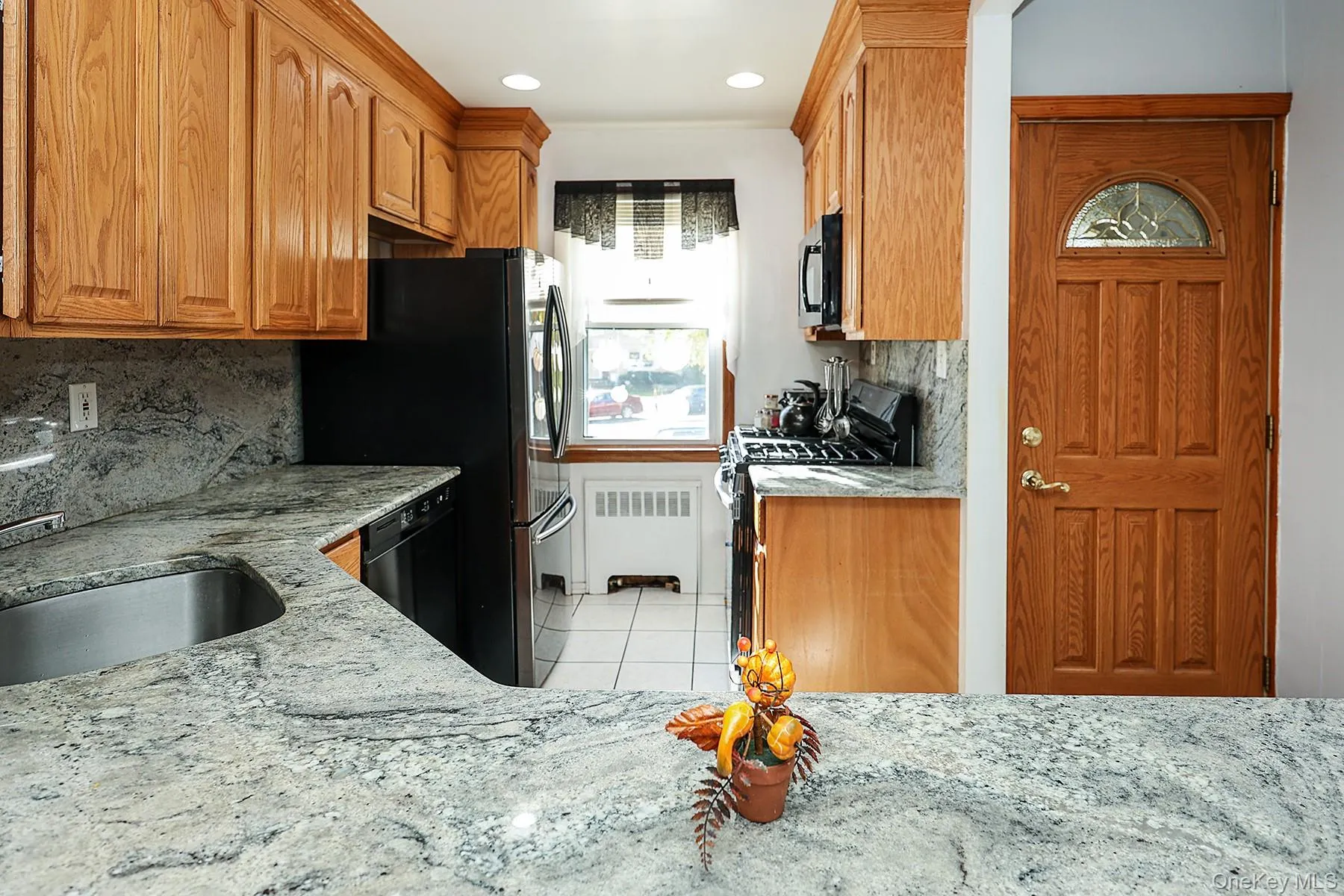 251-37 71st Road, New York, NY, 2 Bedrooms Bedrooms, 5 Rooms Rooms,1 BathroomBathrooms,Residential,For Rent,71st,0,1064885 251-37 71st Road, New York, NY, 2 Bedrooms Bedrooms, 5 Rooms Rooms,1 BathroomBathrooms,Residential,For Rent,71st,0,1064885