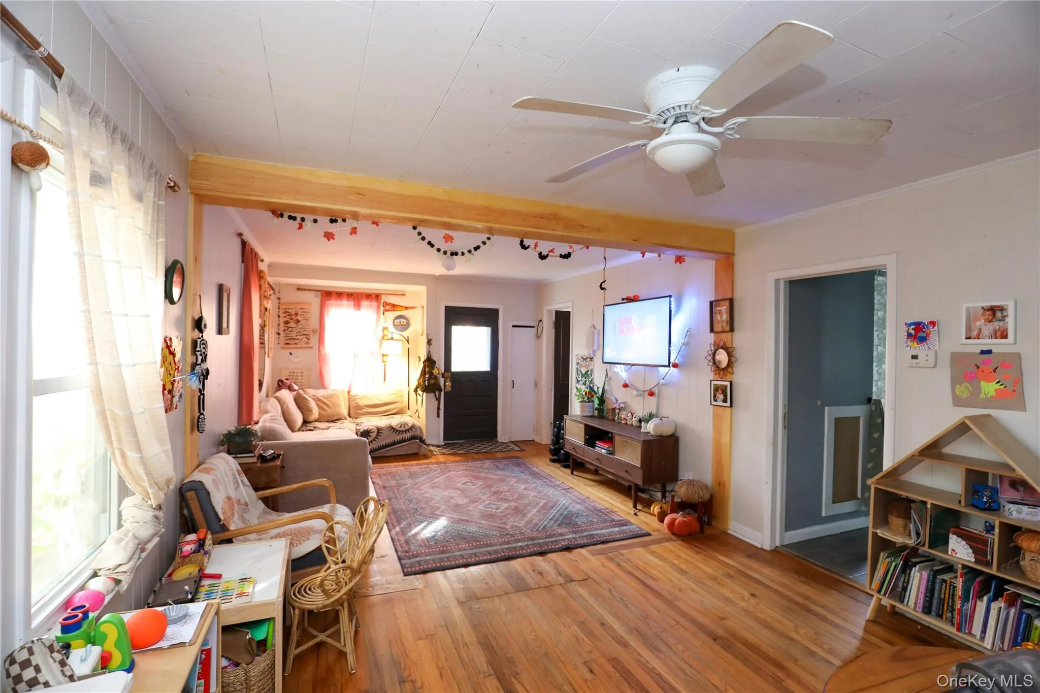 118 Fairview Avenue, Kingston, NY, 2 Bedrooms Bedrooms, 4 Rooms Rooms,1 BathroomBathrooms,Residential,For Rent,Fairview,0,1064888 118 Fairview Avenue, Kingston, NY, 2 Bedrooms Bedrooms, 4 Rooms Rooms,1 BathroomBathrooms,Residential,For Rent,Fairview,0,1064888