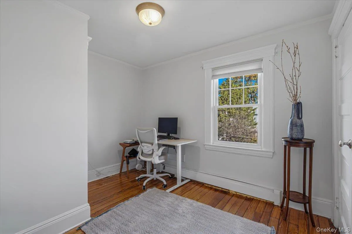 92 Webster Avenue, North Hempstead, NY, 4 Bedrooms Bedrooms, 7 Rooms Rooms,1 BathroomBathrooms,Residential,For Rent,Webster,0,1064889 92 Webster Avenue, North Hempstead, NY, 4 Bedrooms Bedrooms, 7 Rooms Rooms,1 BathroomBathrooms,Residential,For Rent,Webster,0,1064889