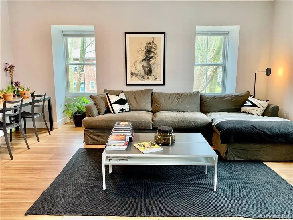 66 Main Street, Greenburgh, NY, 2 Bedrooms Bedrooms, 4 Rooms Rooms,1 BathroomBathrooms,Residential Lease,For Rent,Main,0,1064891 66 Main Street, Greenburgh, NY, 2 Bedrooms Bedrooms, 4 Rooms Rooms,1 BathroomBathrooms,Residential Lease,For Rent,Main,0,1064891