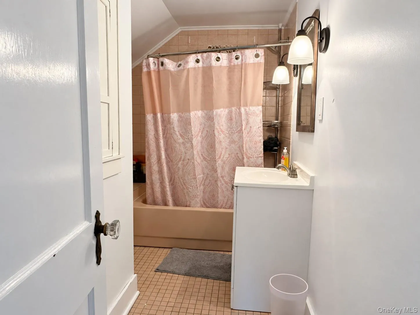 120 Duryea Street, Riverhead, NY, 3 Bedrooms Bedrooms, 6 Rooms Rooms,1 BathroomBathrooms,Residential,For Rent,Duryea,0,1064902 120 Duryea Street, Riverhead, NY, 3 Bedrooms Bedrooms, 6 Rooms Rooms,1 BathroomBathrooms,Residential,For Rent,Duryea,0,1064902